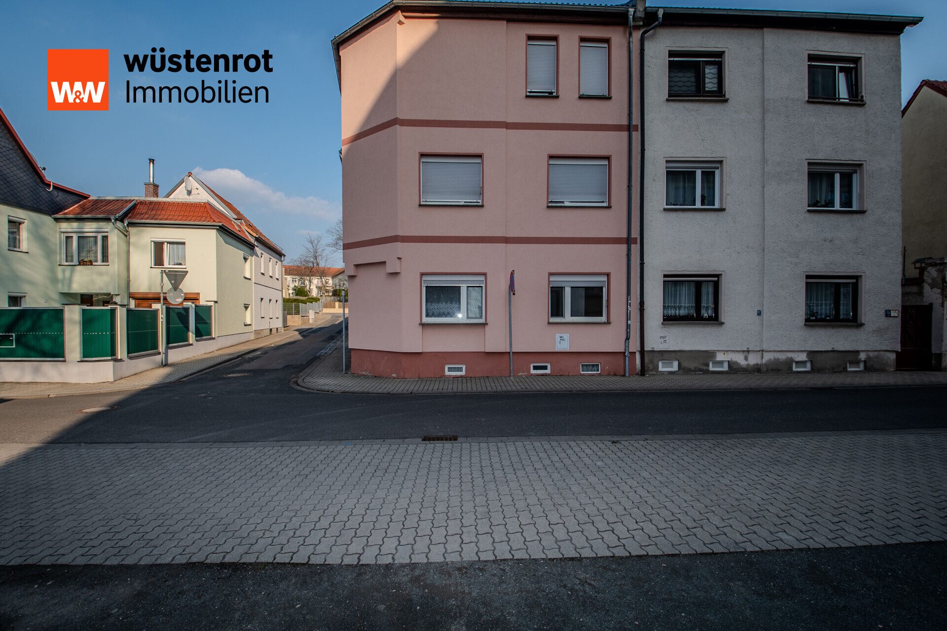 Immobilienangebot - Meuselwitz - Alle - EFH / Zweifamilienhaus mit Einliegerwohnung + Fernwärme | 8 Zimmer | vielseitig nutzbar!
