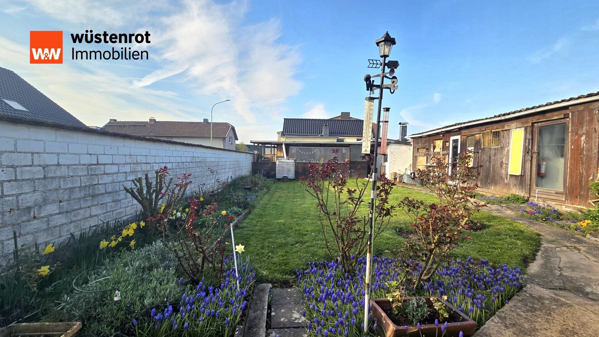 Immobilienangebot - Nörvenich / Irresheim - Alle - Großzügiges Zweifamilienhaus mit vielseitigen Nutzungsmöglichkeiten