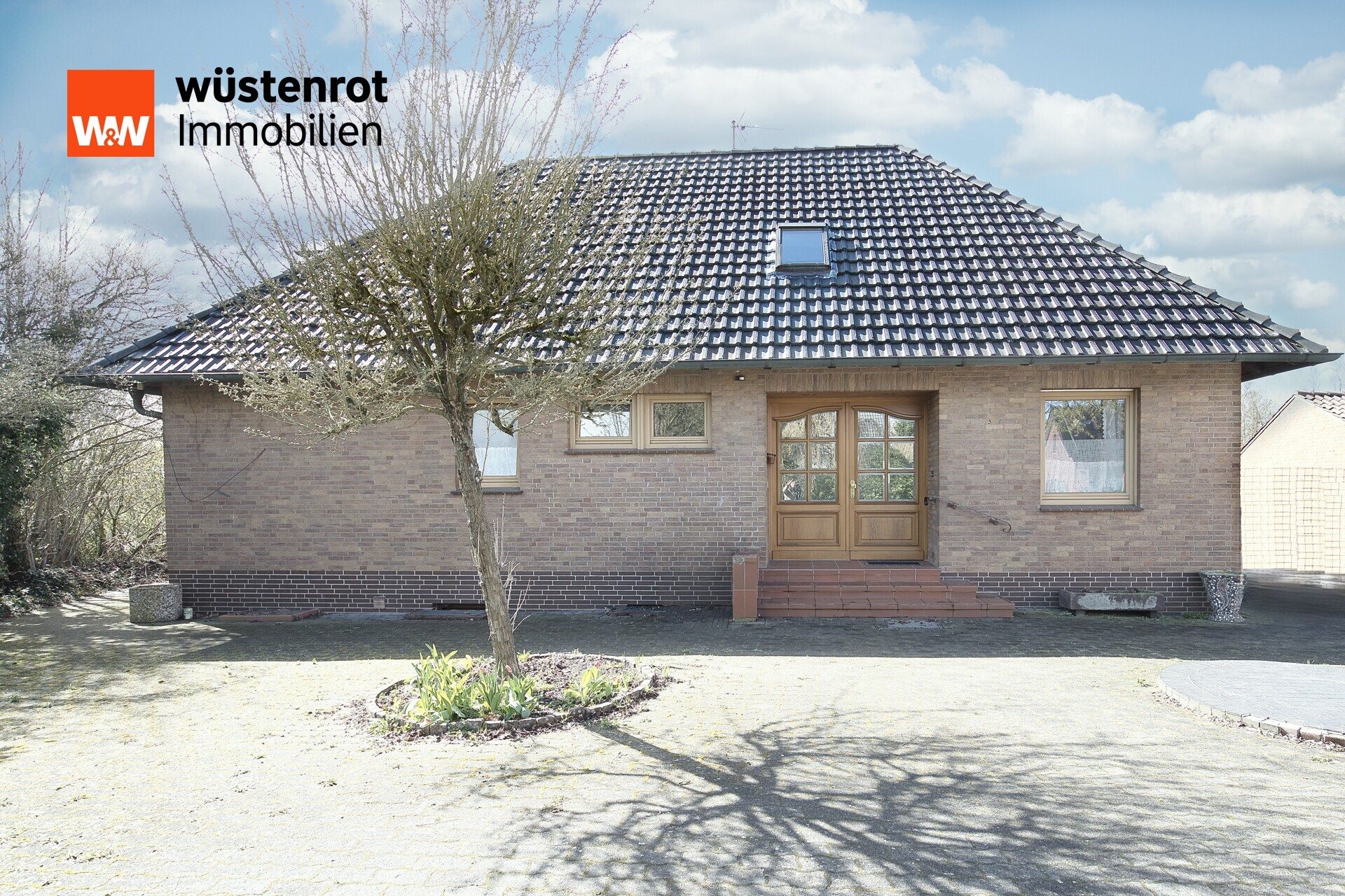 Immobilienangebot - Verden (Aller) / Dauelsen - Alle - Großzügiges Einfamilienhaus mit Wintergarten und großem Grundstück