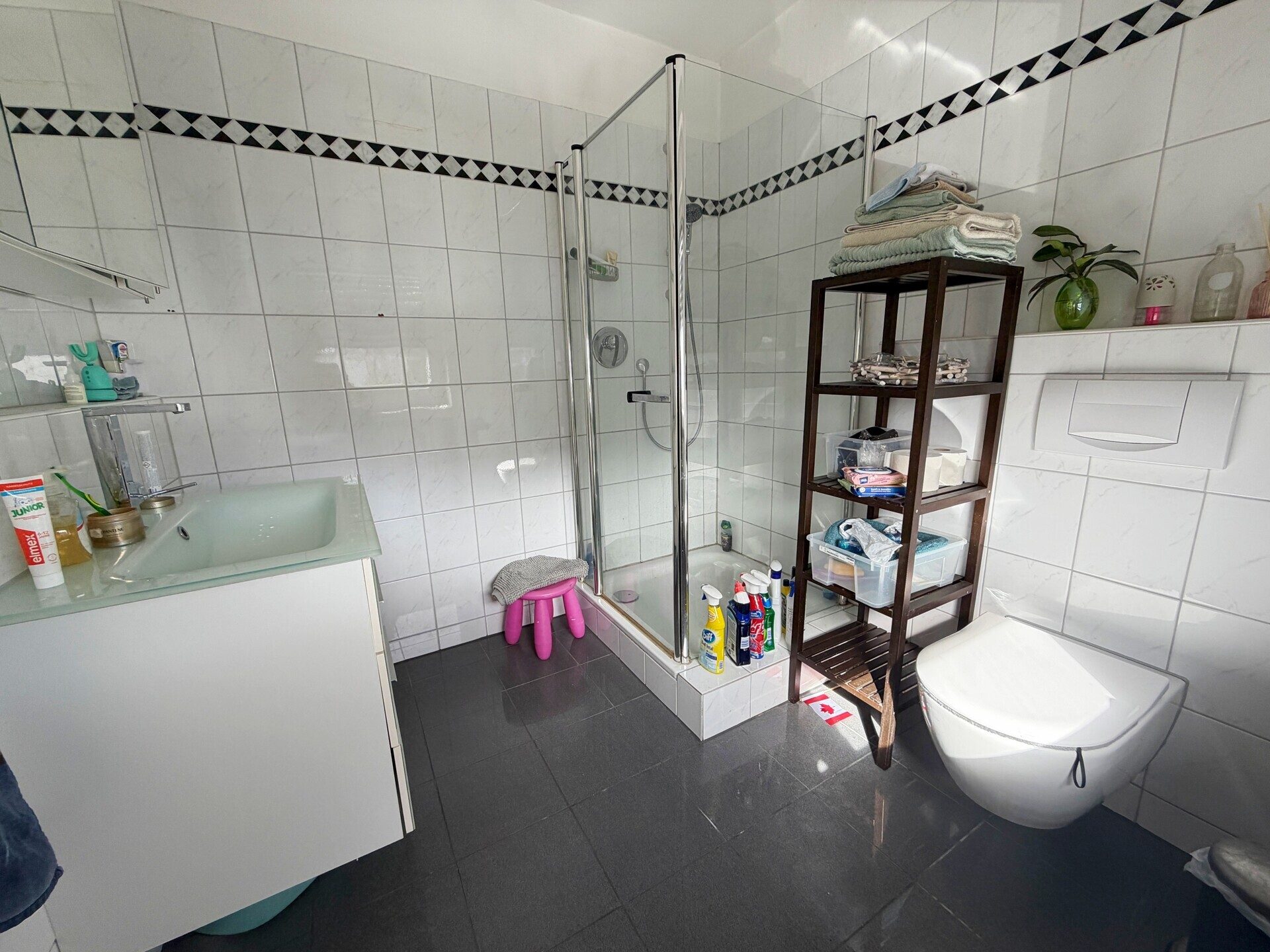Immobilienangebot - Meerbusch - Alle - Großzügiges Einfamilienhaus mit Kamin, Einbauküche, Sauna in gefragter Lage