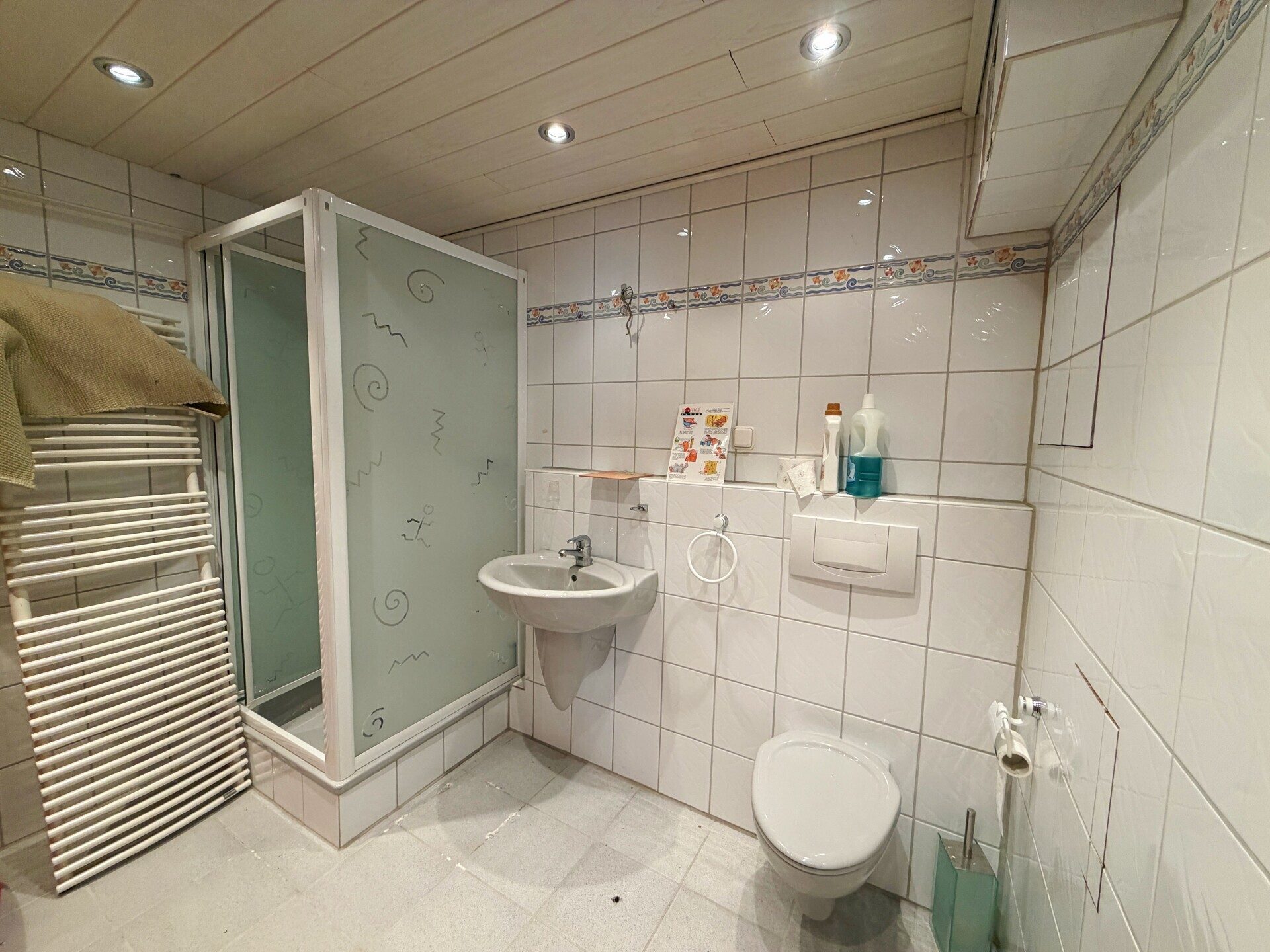 Immobilienangebot - Meerbusch - Alle - Großzügiges Einfamilienhaus mit Kamin, Einbauküche, Sauna in gefragter Lage