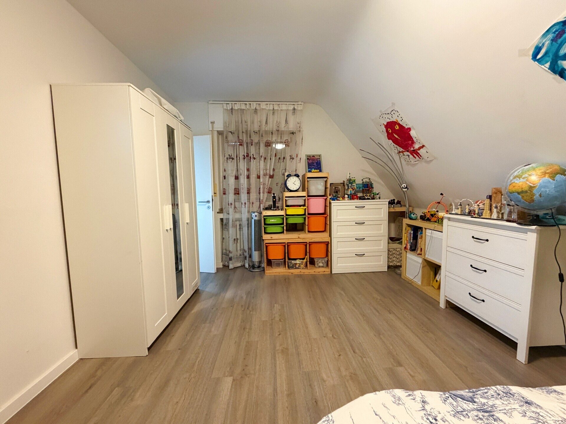 Immobilienangebot - Meerbusch - Alle - Großzügiges Einfamilienhaus mit Kamin, Einbauküche, Sauna in gefragter Lage