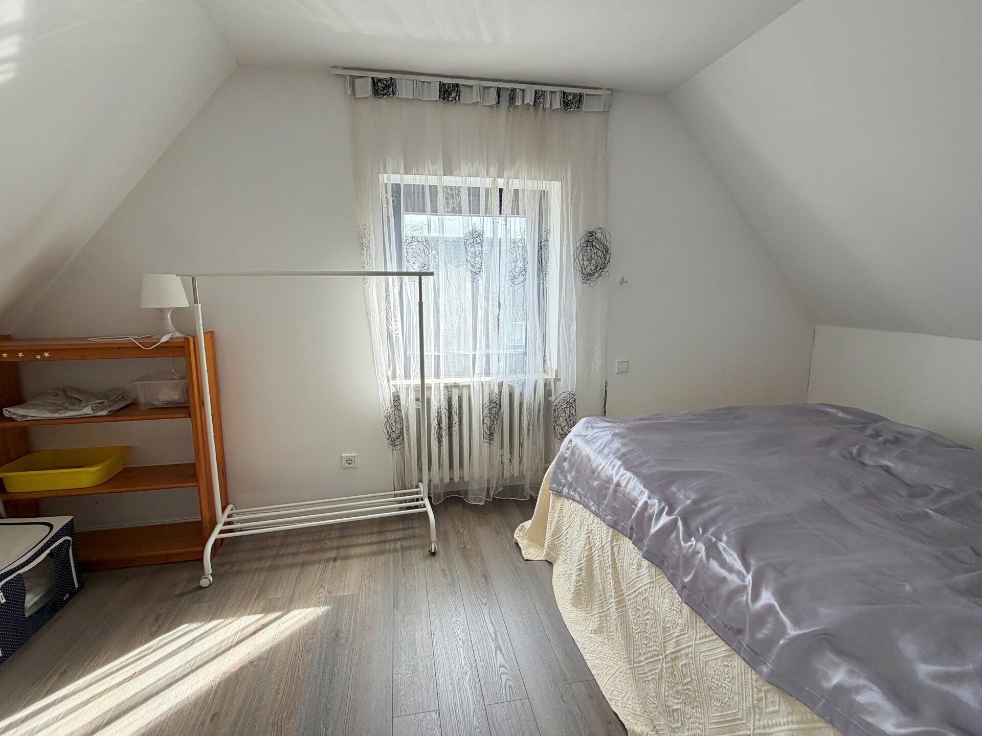 Immobilienangebot - Meerbusch - Alle - Großzügiges Einfamilienhaus mit Kamin, Einbauküche, Sauna in gefragter Lage