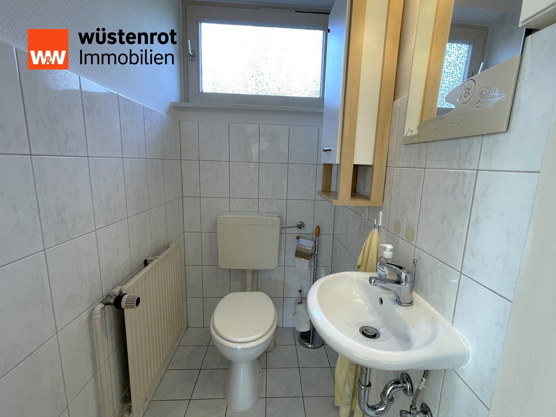 Immobilienangebot - Wahlstedt - Alle - Sehr gepflegtes und großzügiges Ein- / Zweifamilienhaus (175 qm) auf toll angelegtem Grundstück in Wahlstedt