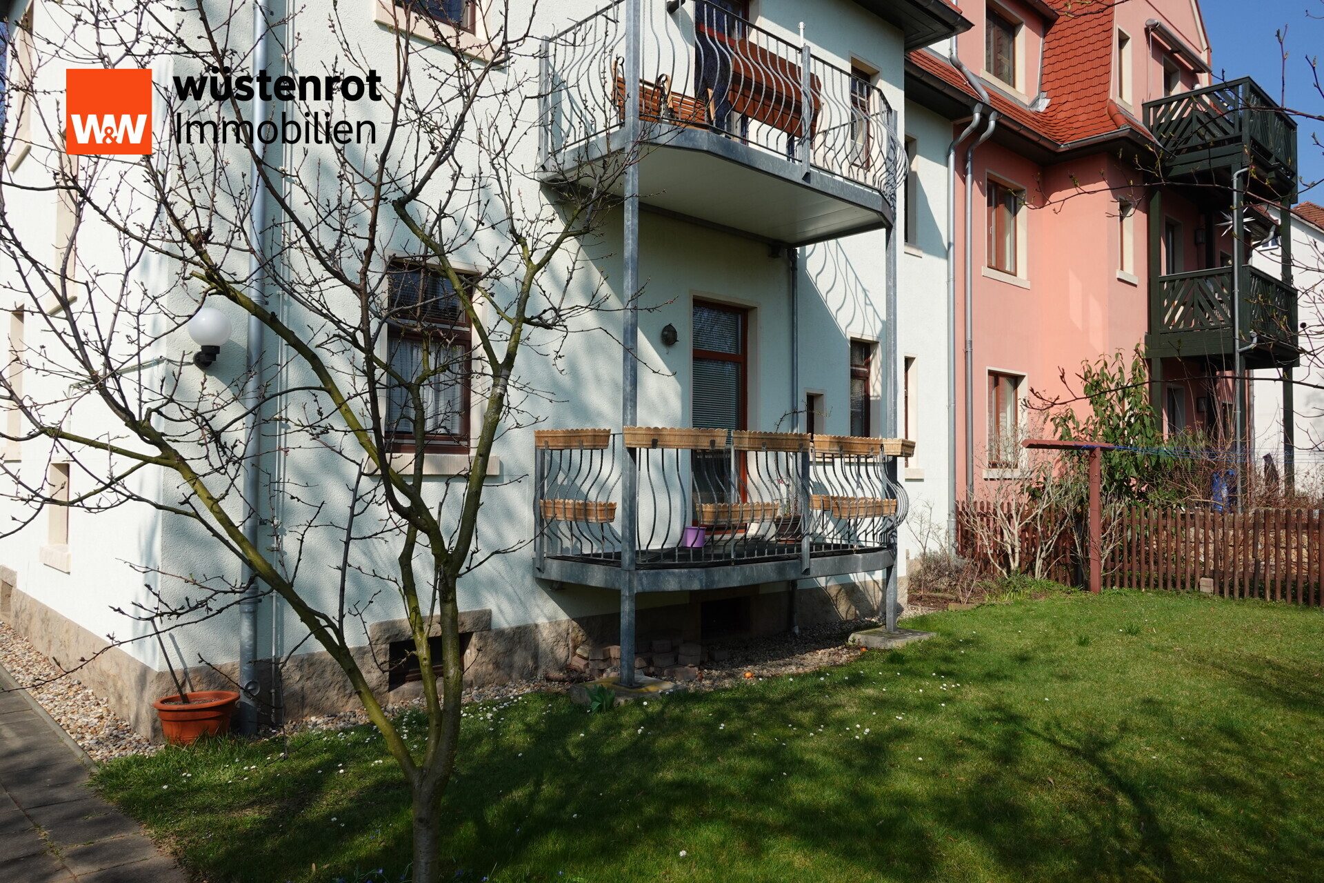 Immobilienangebot - Dresden / Kleinzschachwitz - Alle - Bezugsfertige Altbauwohnung mit vielen Annehmlichkeiten in einer kleinen Gemeinschaft