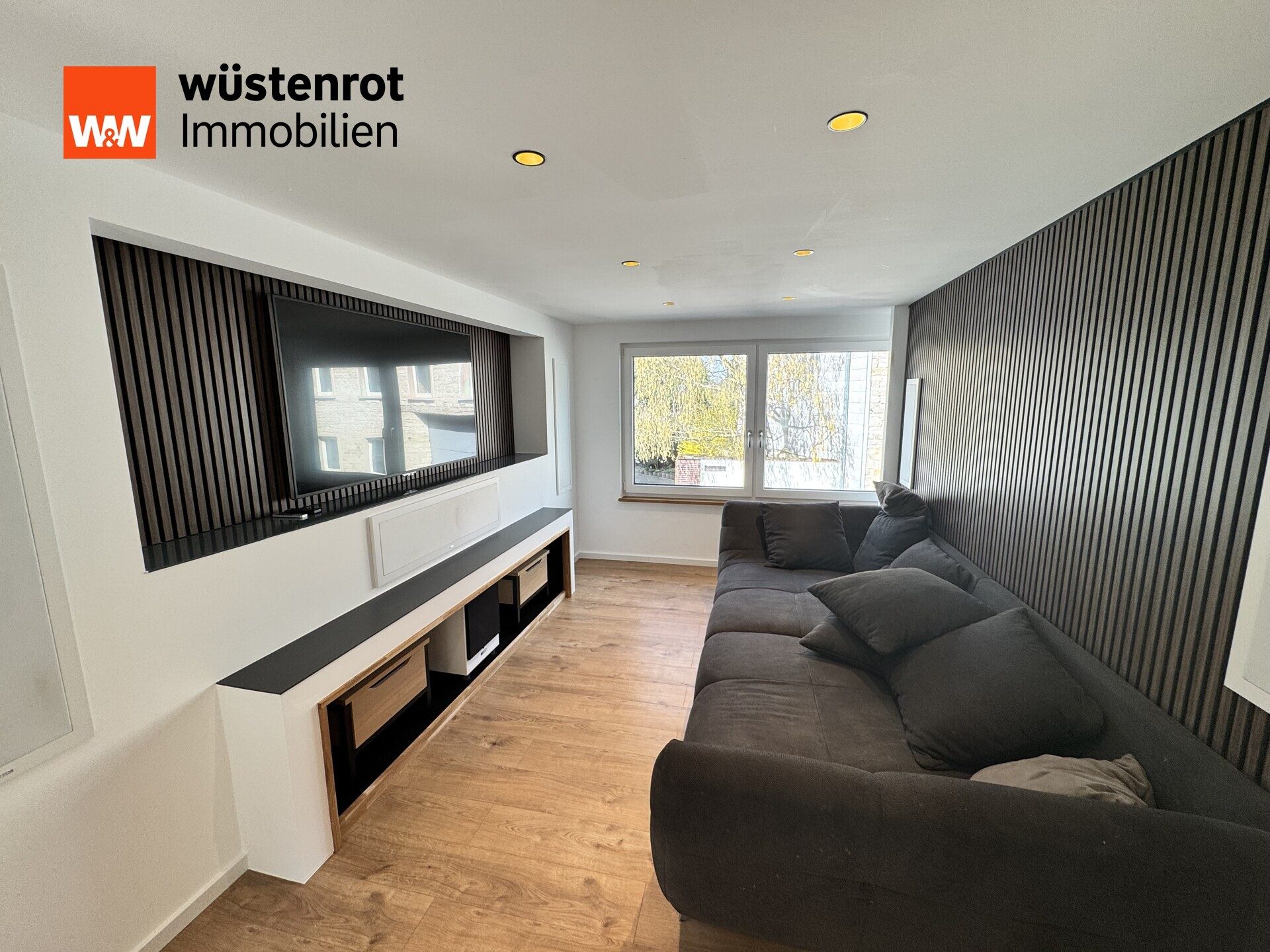 Immobilienangebot - Framersheim - Alle - +++FRAMERSHEIM: KELLERSTR.: KOMPLETT MODERNISIERTES EINFAMILEINHAUS MIT TERRASSE (OHNE GARTEN)+++