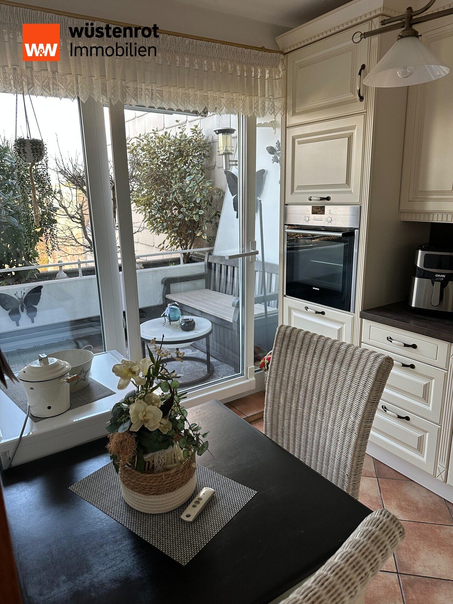 Immobilienangebot - Duisburg / Rumeln-Kaldenhausen - Alle - Ganz oben in guter Lage:
3-Zim.-Wohnung im Terrassenhaus für Junge & Junggebliebene mit TG- Stpl.