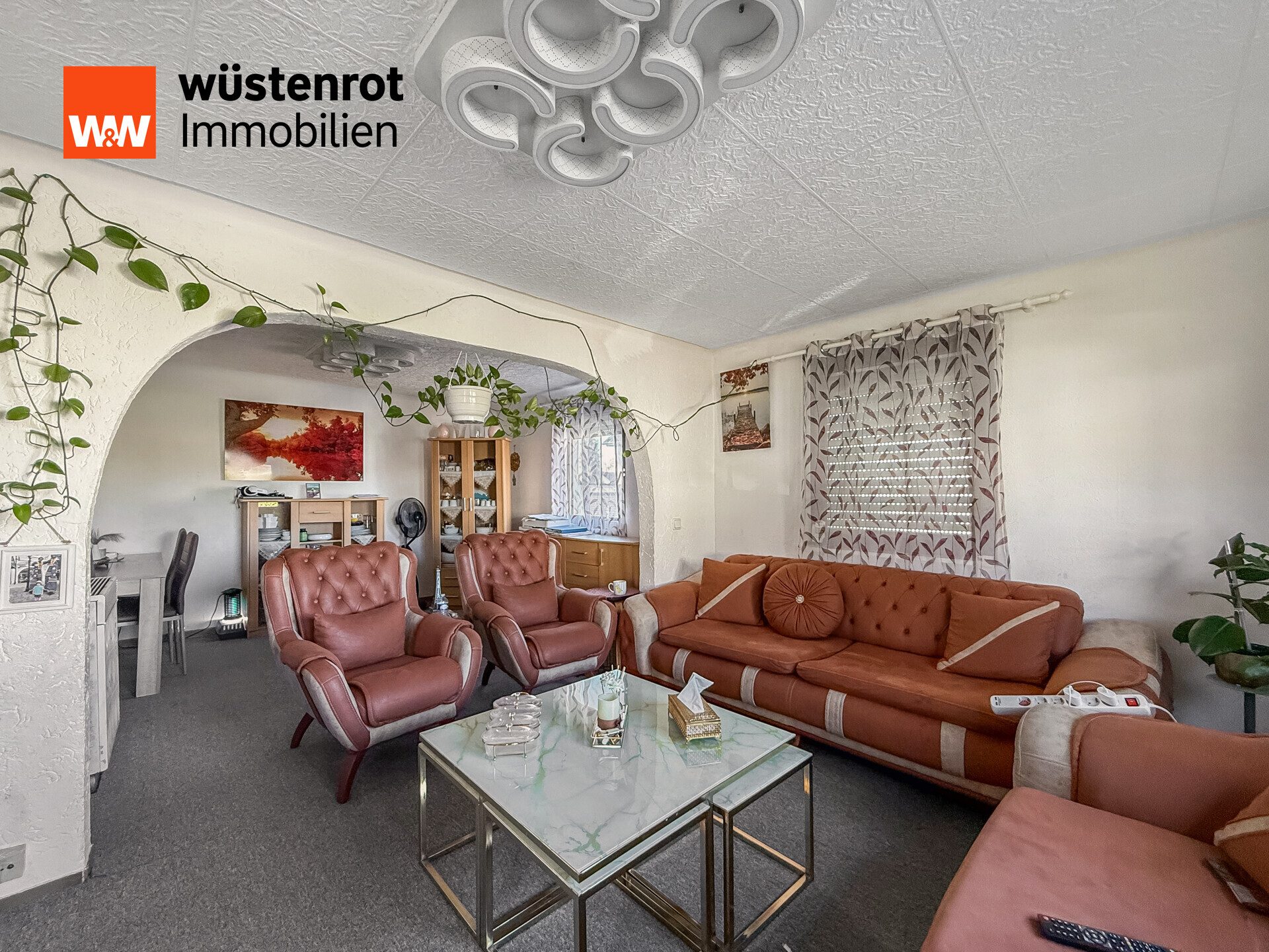 Immobilienangebot - Saarlouis / Roden - Alle - ZFH in Top Lage zu verkaufen. 1. Einheit vermietet, 2. Einheit mit Wohnrecht