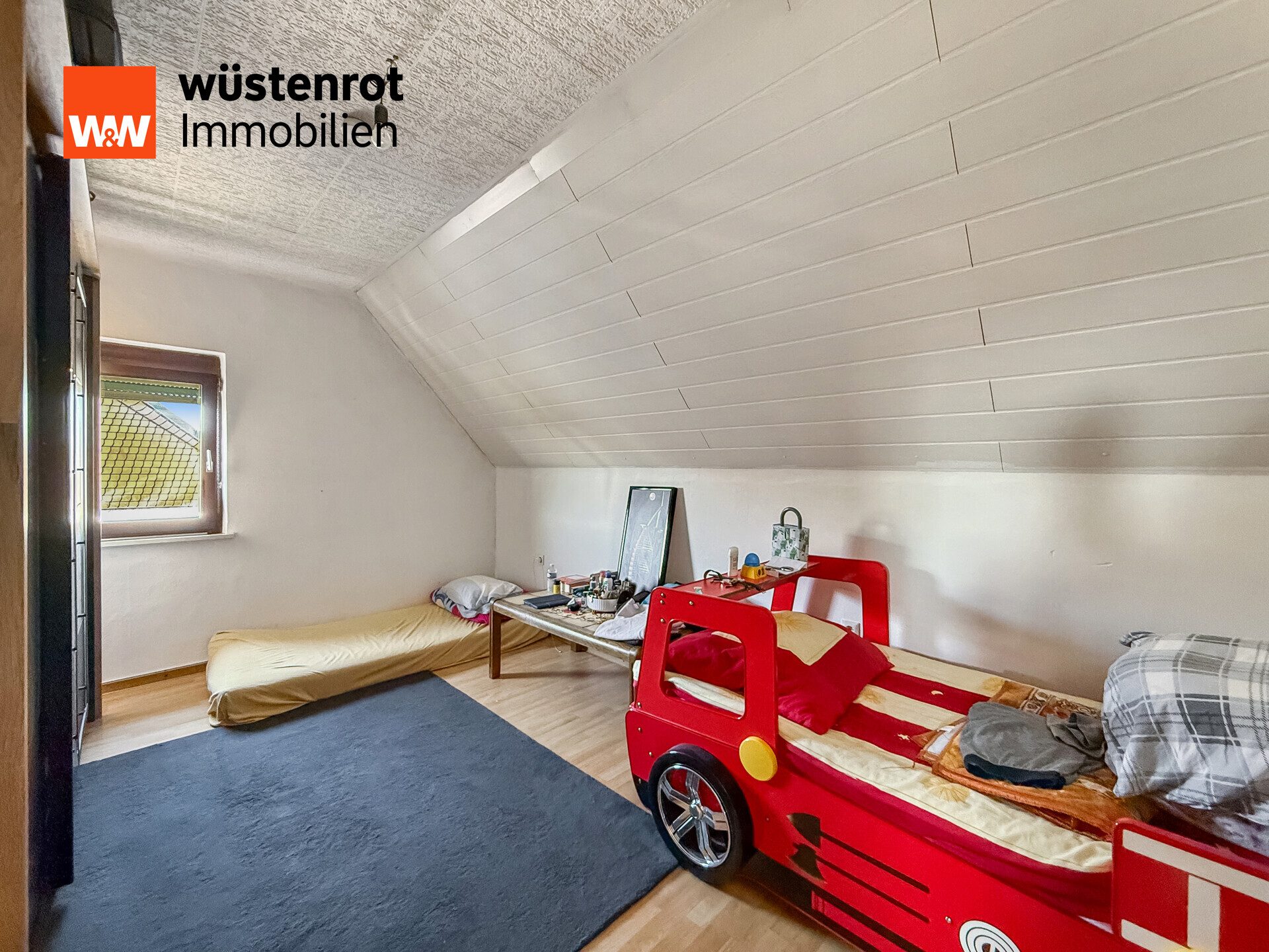 Immobilienangebot - Saarlouis / Roden - Alle - ZFH in Top Lage zu verkaufen. 1. Einheit vermietet, 2. Einheit mit Wohnrecht