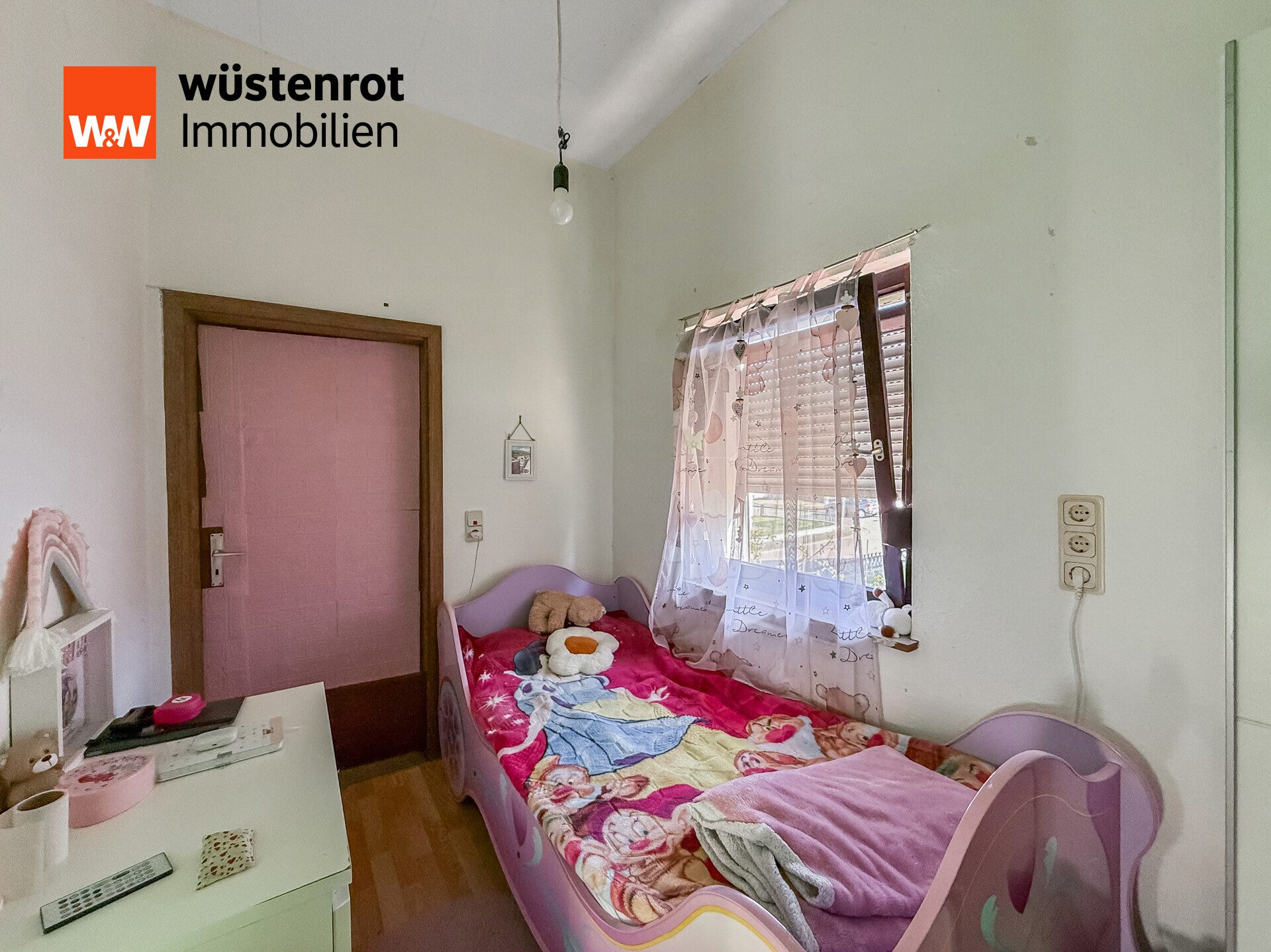 Immobilienangebot - Saarlouis / Roden - Alle - ZFH in Top Lage zu verkaufen. 1. Einheit vermietet, 2. Einheit mit Wohnrecht