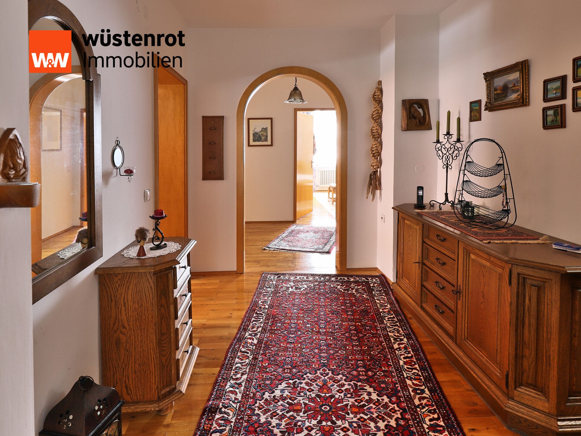 Immobilienangebot - Pechbrunn - Alle - Gepflegtes und modernes Zweifamilienhaus mit großem Garten in ruhiger Lage wartet auf Sie!