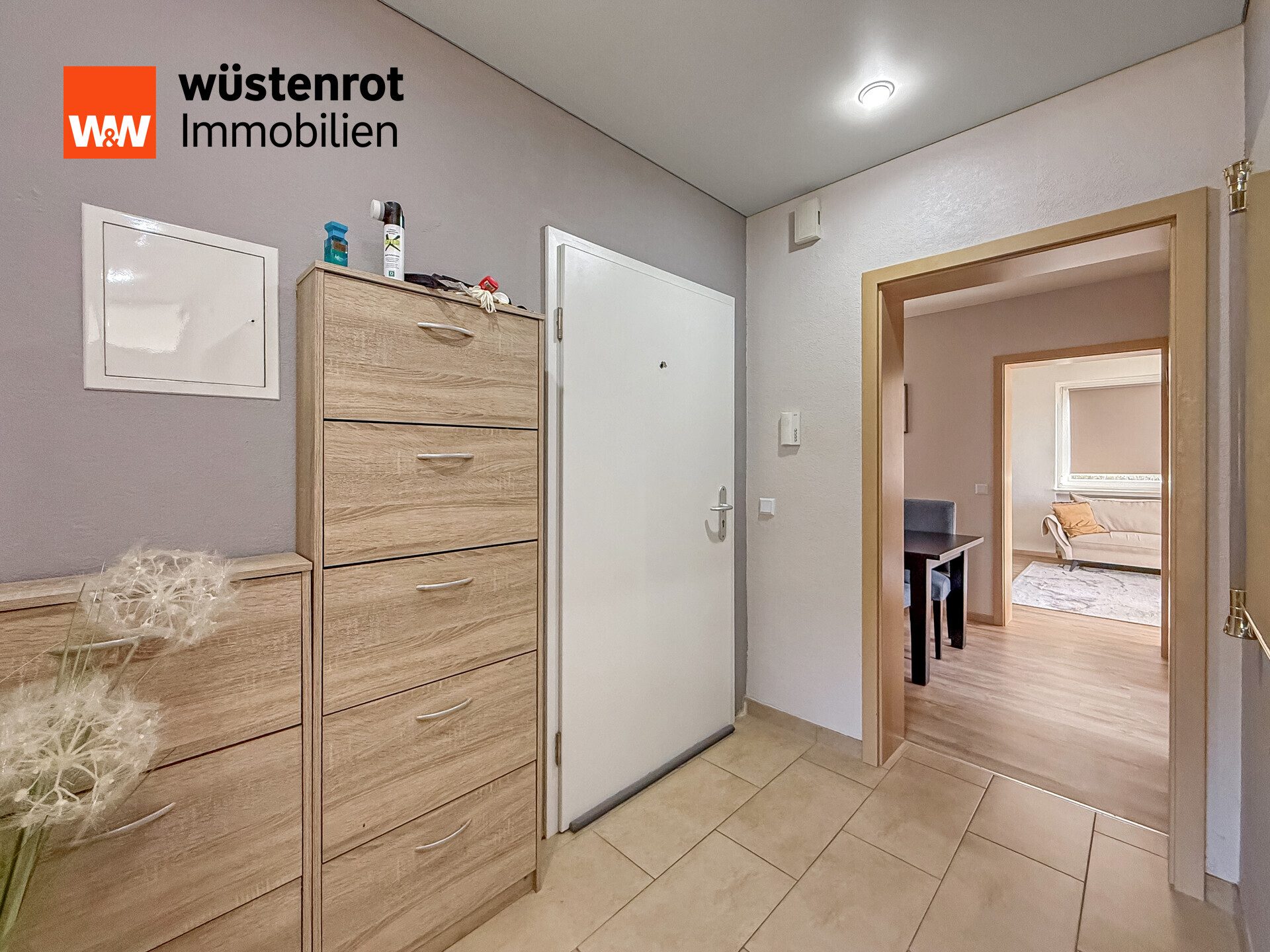 Immobilienangebot - Merzig - Alle - VERKAUFT!!!!!
Solide Eigentumswohnung mit 72 m² und guter Raumaufteilung