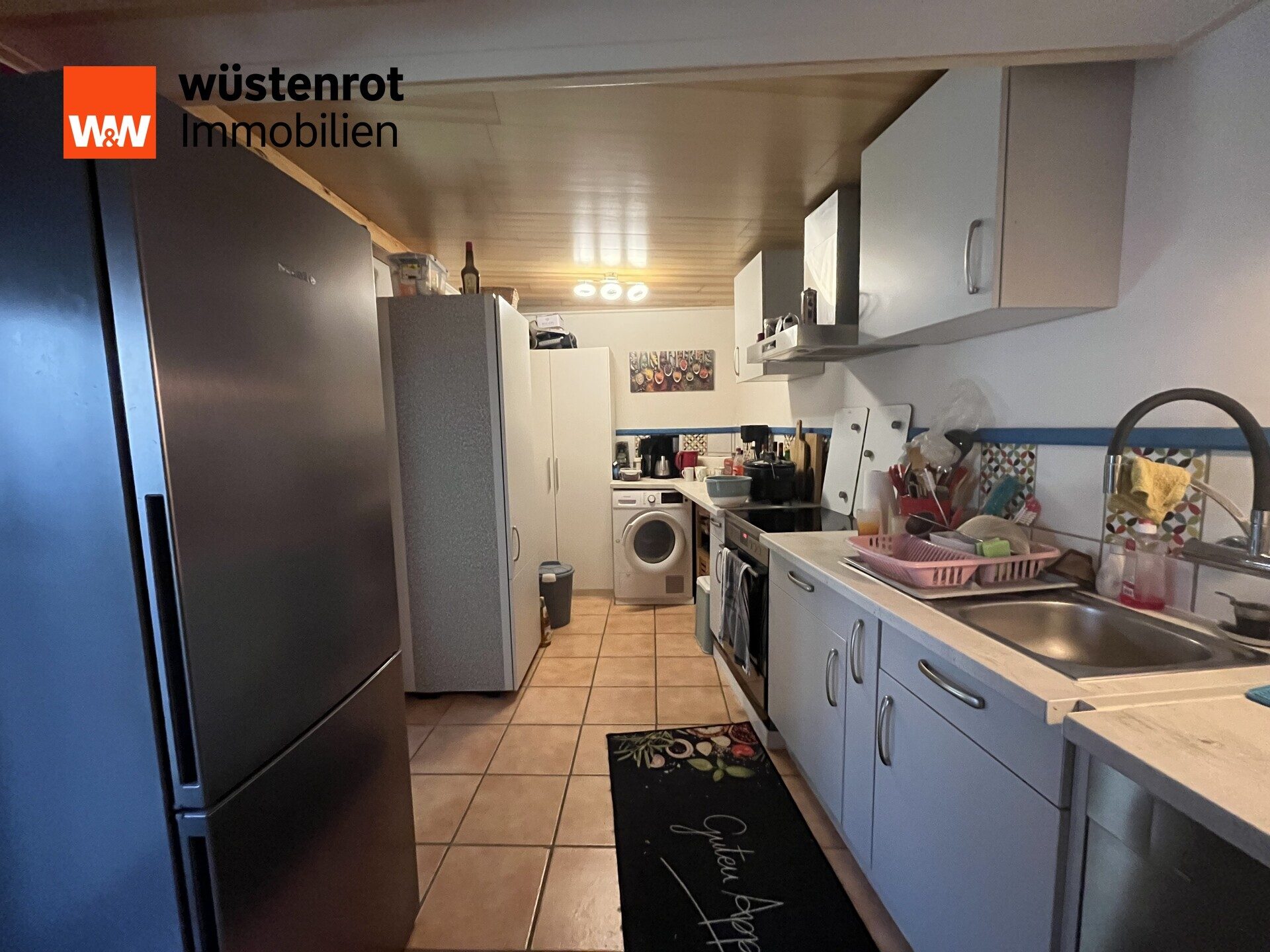 Immobilienangebot - Nierstein - Alle - Gepflegtes Einfamilienhaus mit Innenhof & Balkon