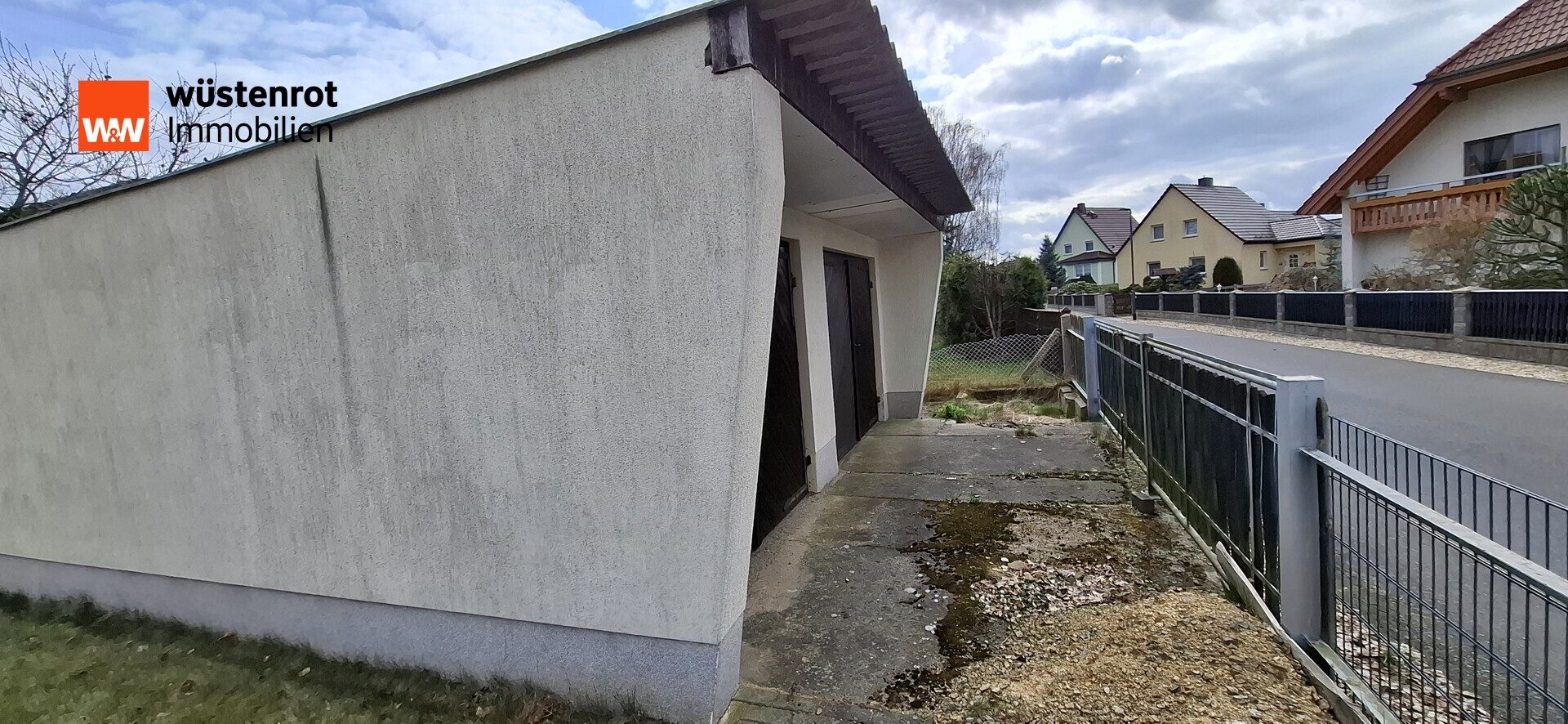 Immobilienangebot - Rothenburg - Alle - Einfamilienhaus mit Nebengelass in Rothenburg