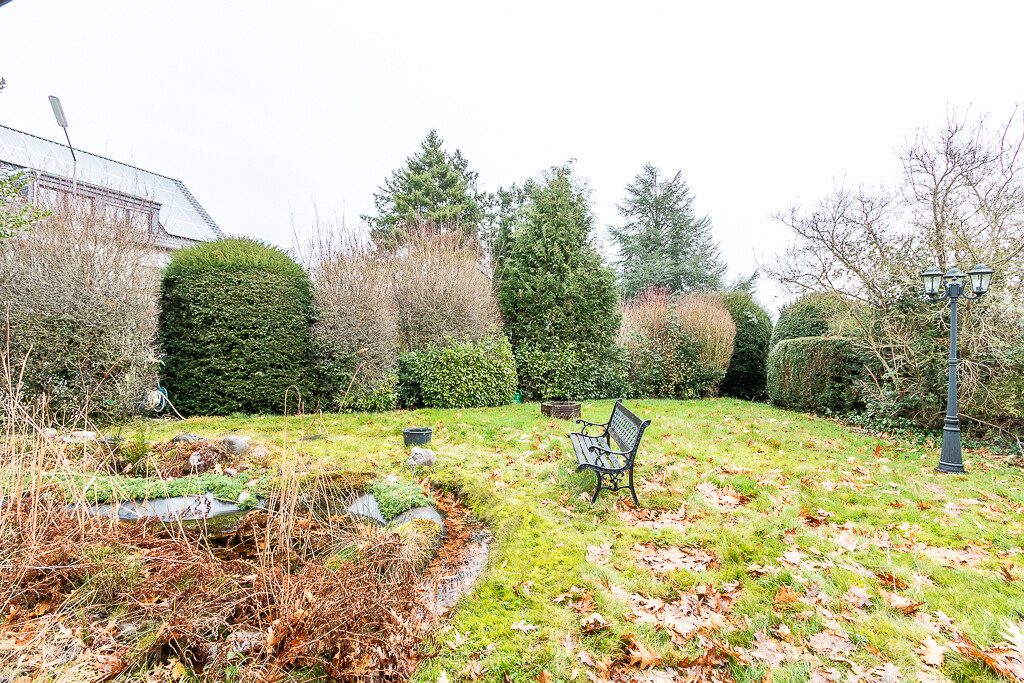 Immobilienangebot - Gusterath - Alle - Großzügiges Wohnhaus mit Einliegerwohnung, Wintergarten und Potenzial für bis zu drei Wohneinheiten in Gusterath