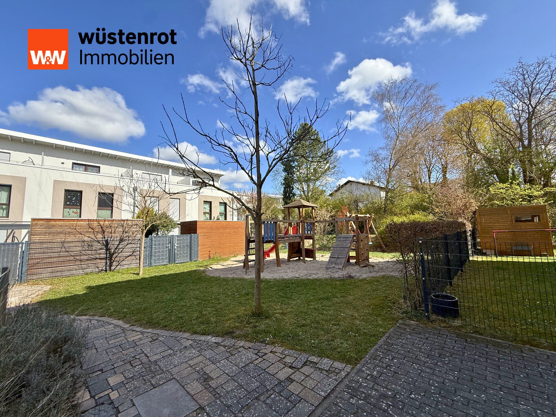 Immobilienangebot - Nieder-Olm - Alle - Ihr neues Zuhause: Helle 4-Zimmer-Wohnung mit Wintergarten, 2 Stellplätzen & ideal für Familien