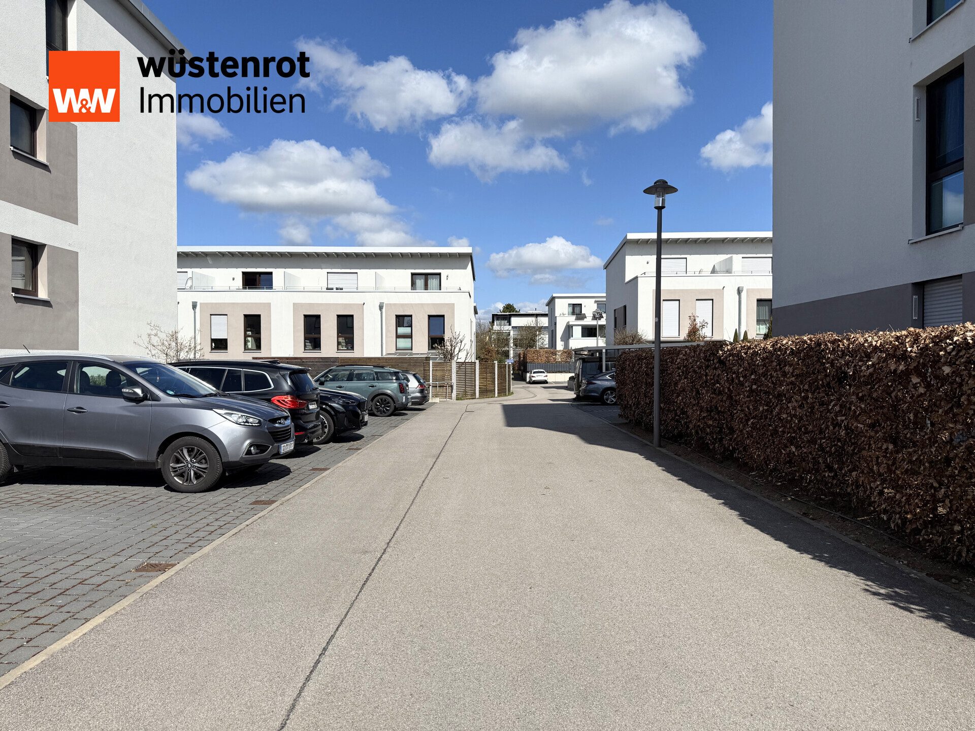 Immobilienangebot - Nieder-Olm - Alle - Ihr neues Zuhause: Helle 4-Zimmer-Wohnung mit Wintergarten, 2 Stellplätzen & ideal für Familien