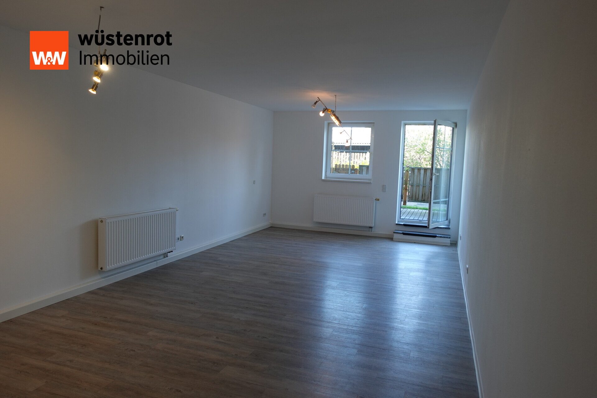 Immobilienangebot - Erfurt - Alle - Vier Wohnungen auf einer Etage - Wohnungspaket mit Tiefgaragenstellplätzen