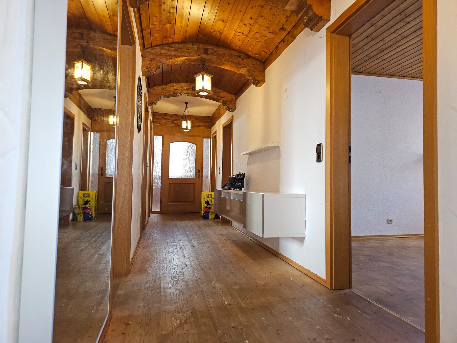 Immobilienangebot - Rottweil - Alle - Schluss mit kleinen, teuren Wohnungen ohne Charme!
Hier kommt die Alternative, auf die alle warten!
