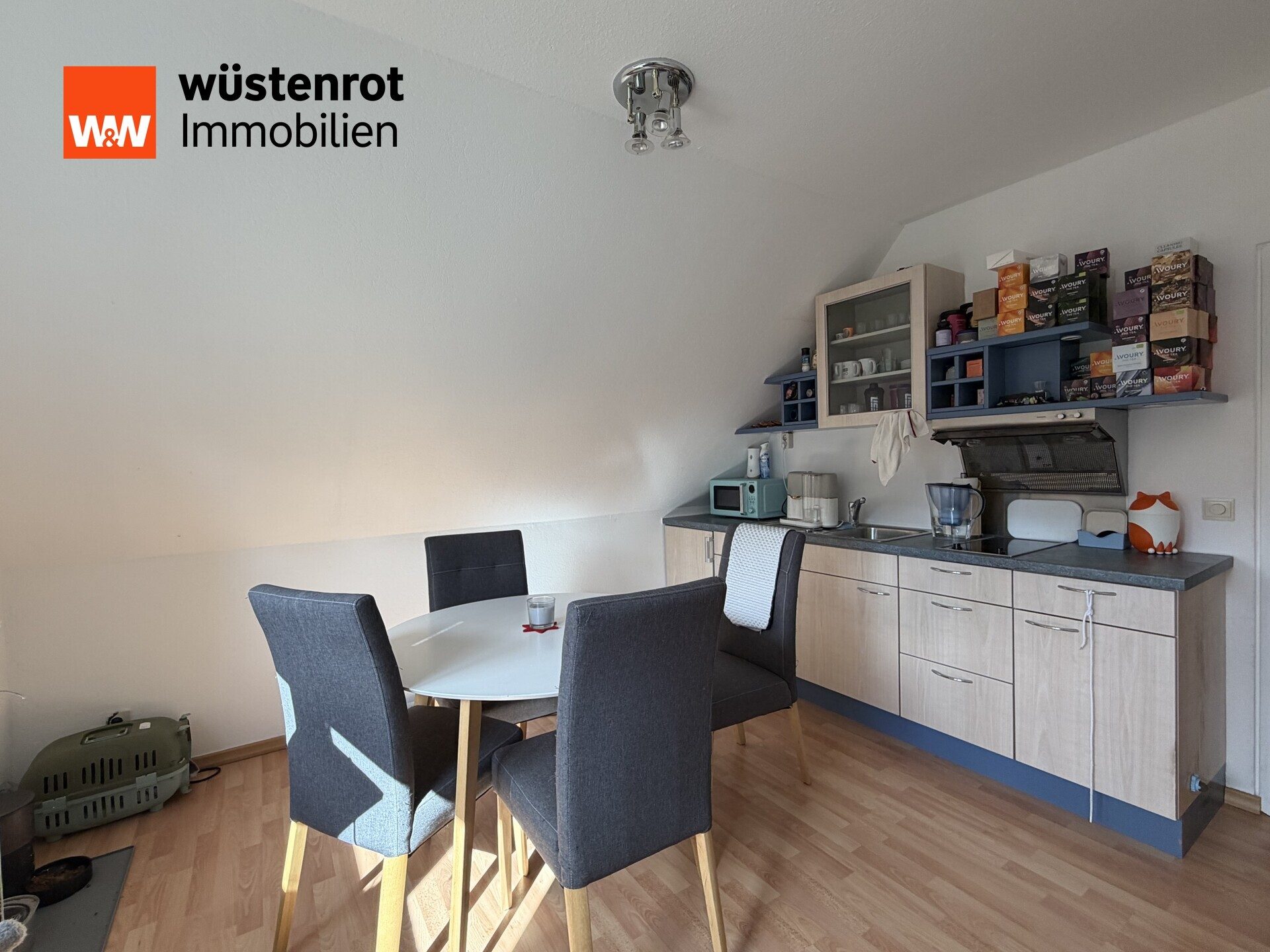 Immobilienangebot - Minden - Alle - Idyllisches Einfamilienhaus mit Wintergarten und gepflegtem, großem Garten mit zwei Terrassen