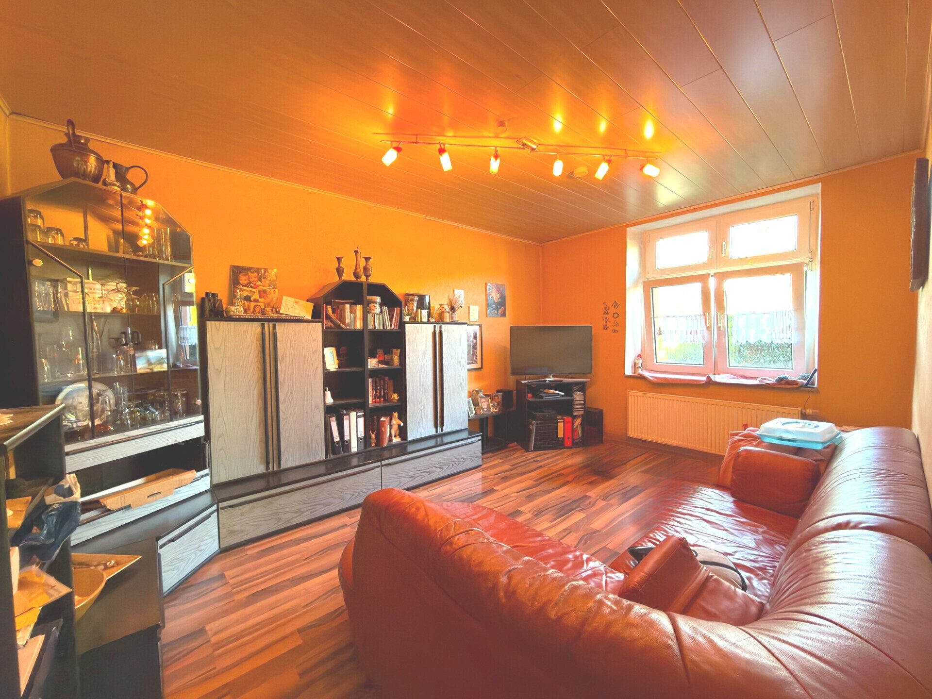 Immobilienangebot - Trier / Ehrang - Alle - Doppelhaushälfte in Trier-Ehrang mit großzügigem Grundstück und optimaler Anbindung