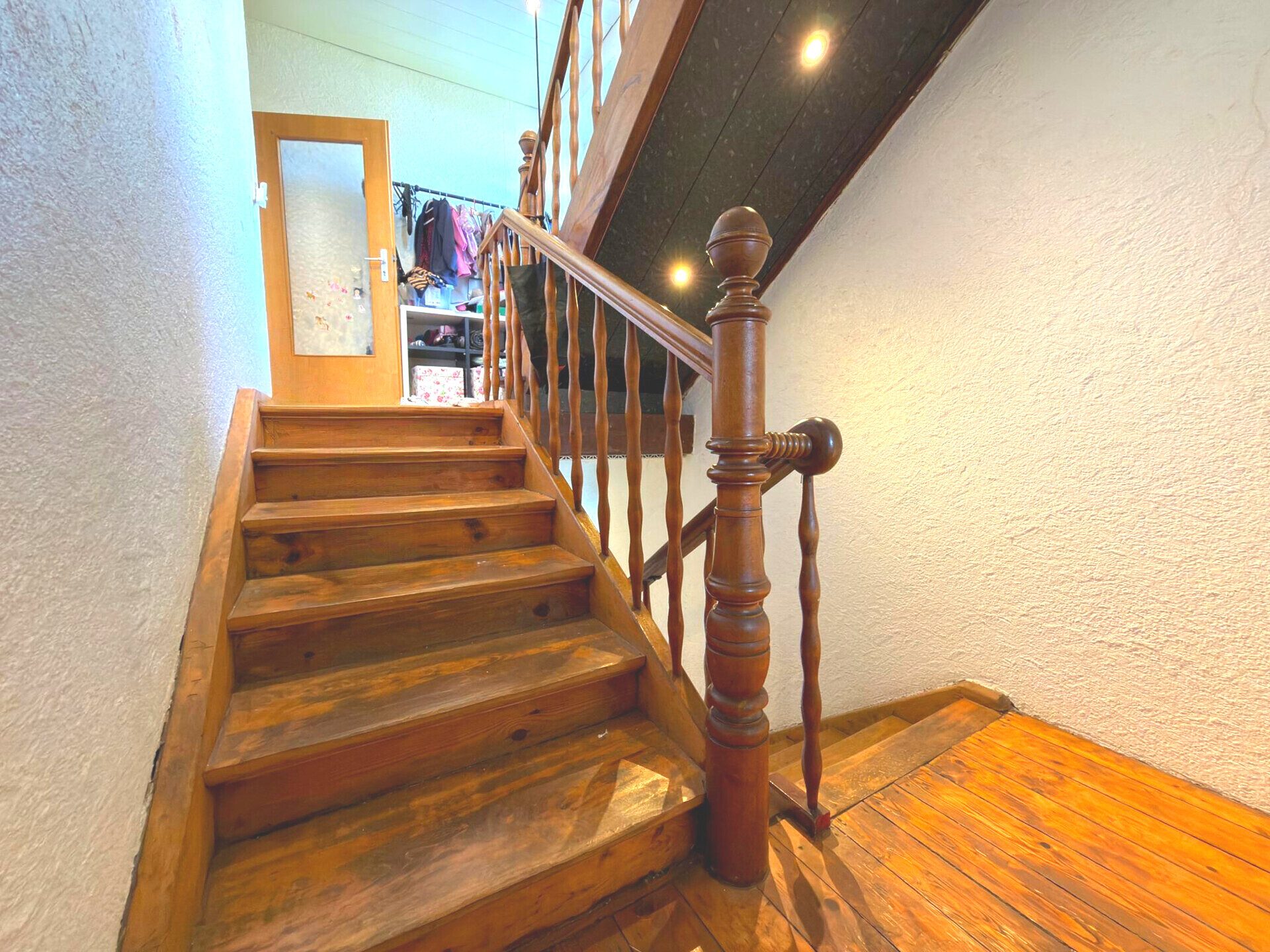 Immobilienangebot - Trier / Ehrang - Alle - Doppelhaushälfte in Trier-Ehrang mit großzügigem Grundstück und optimaler Anbindung