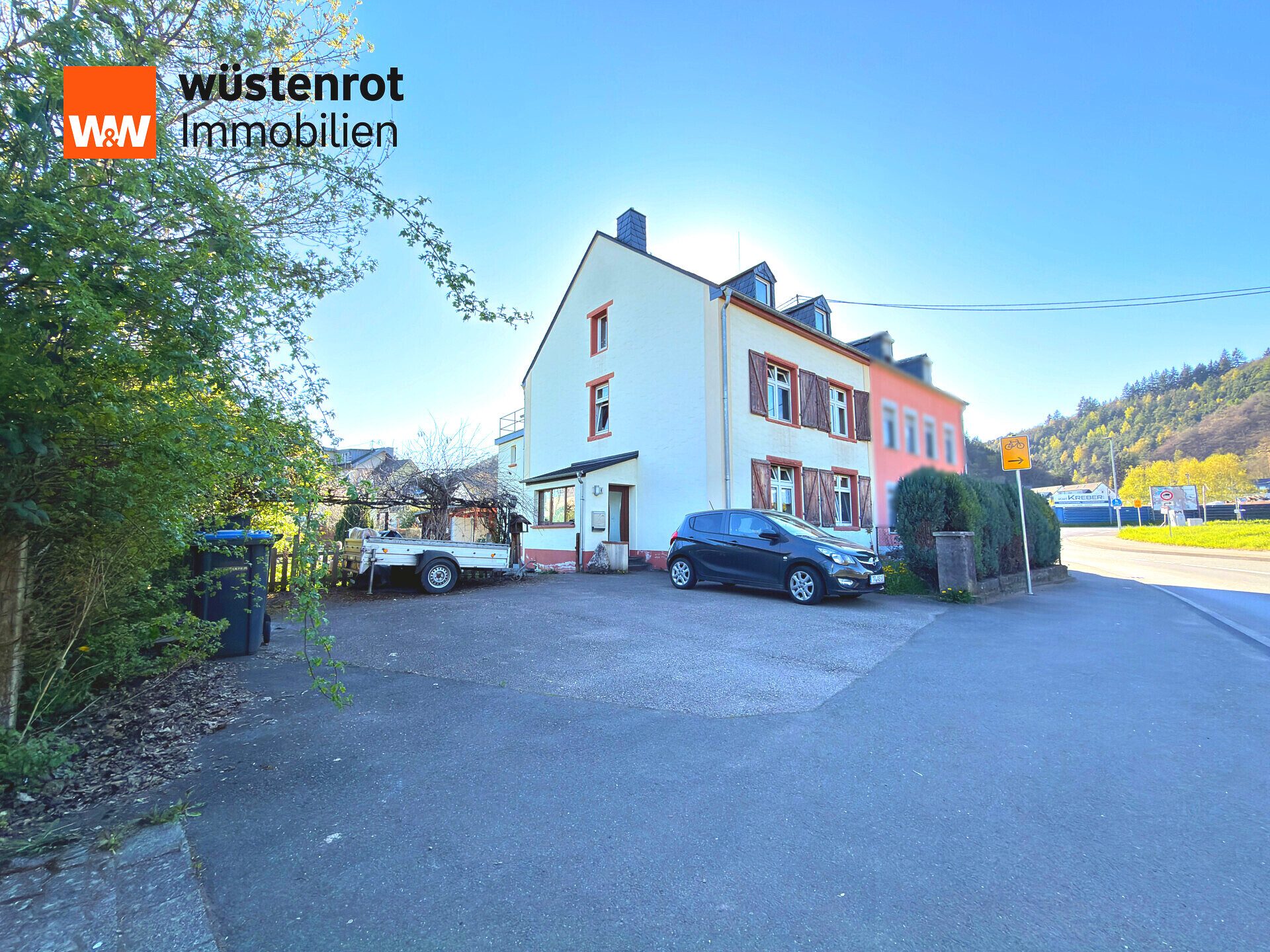 Immobilienangebot - Trier / Ehrang - Alle - Doppelhaushälfte in Trier-Ehrang mit großzügigem Grundstück und optimaler Anbindung