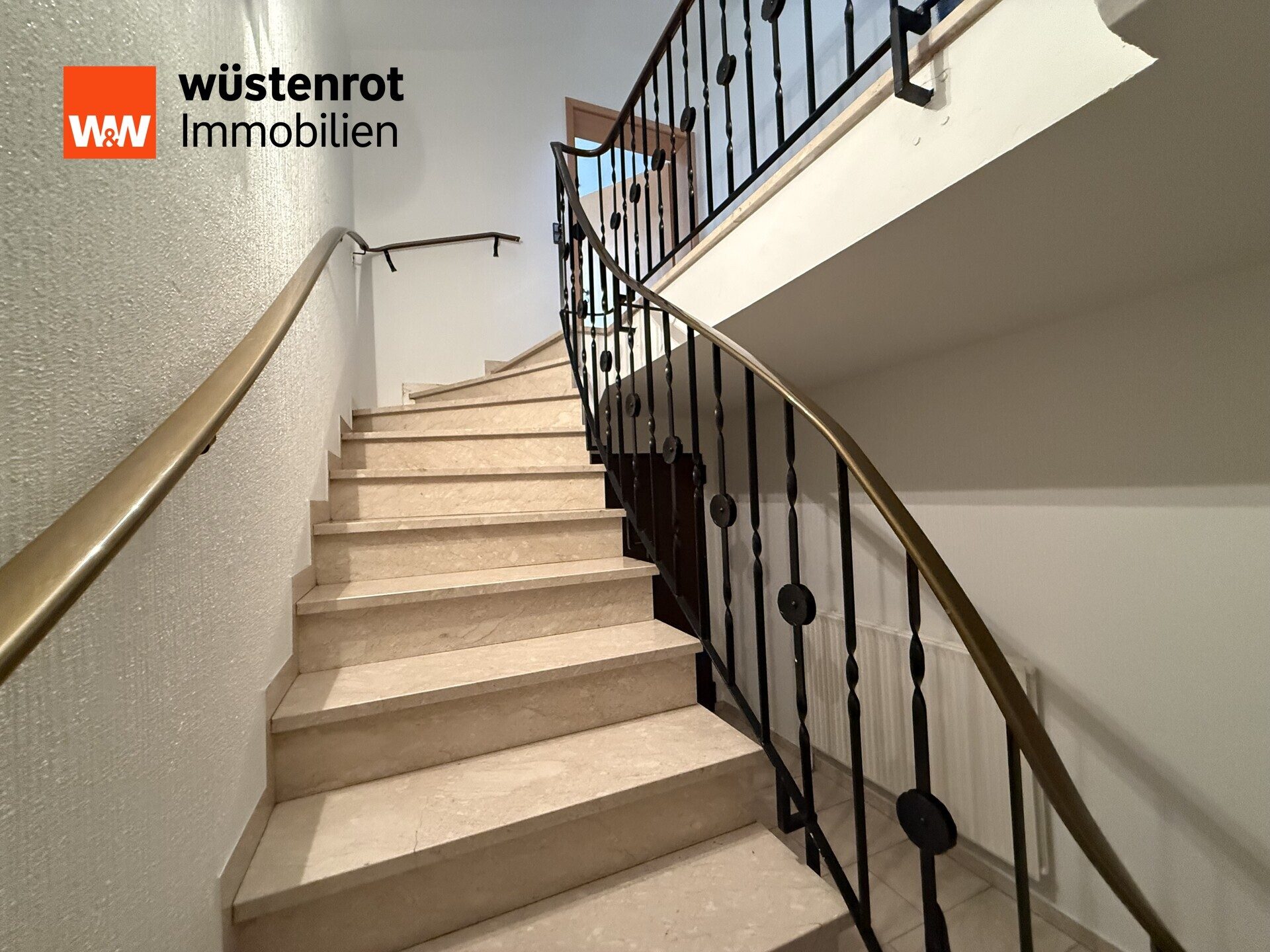 Immobilienangebot - Ahlen - Alle - Wohnen und Vermieten perfekt kombiniert