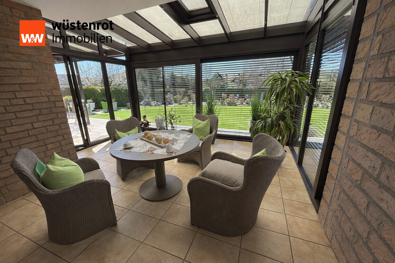Immobilienangebot - Ahlen - Alle - Wohnen und Vermieten perfekt kombiniert