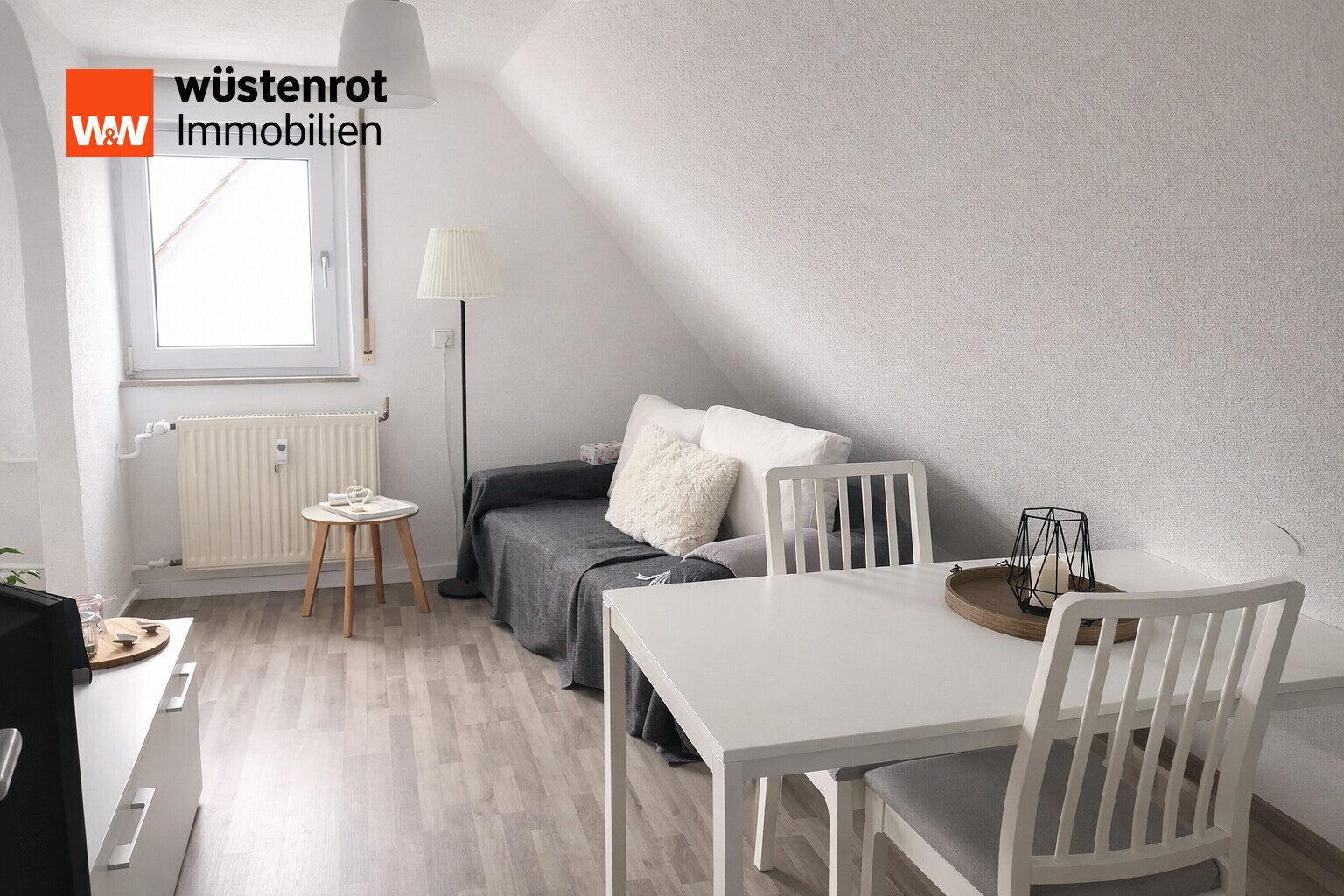 Immobilienangebot - Ludwigsburg - Alle - Dachstudio Wohnung - zentrale und gefragte Wohnlage in Ludwigsburg