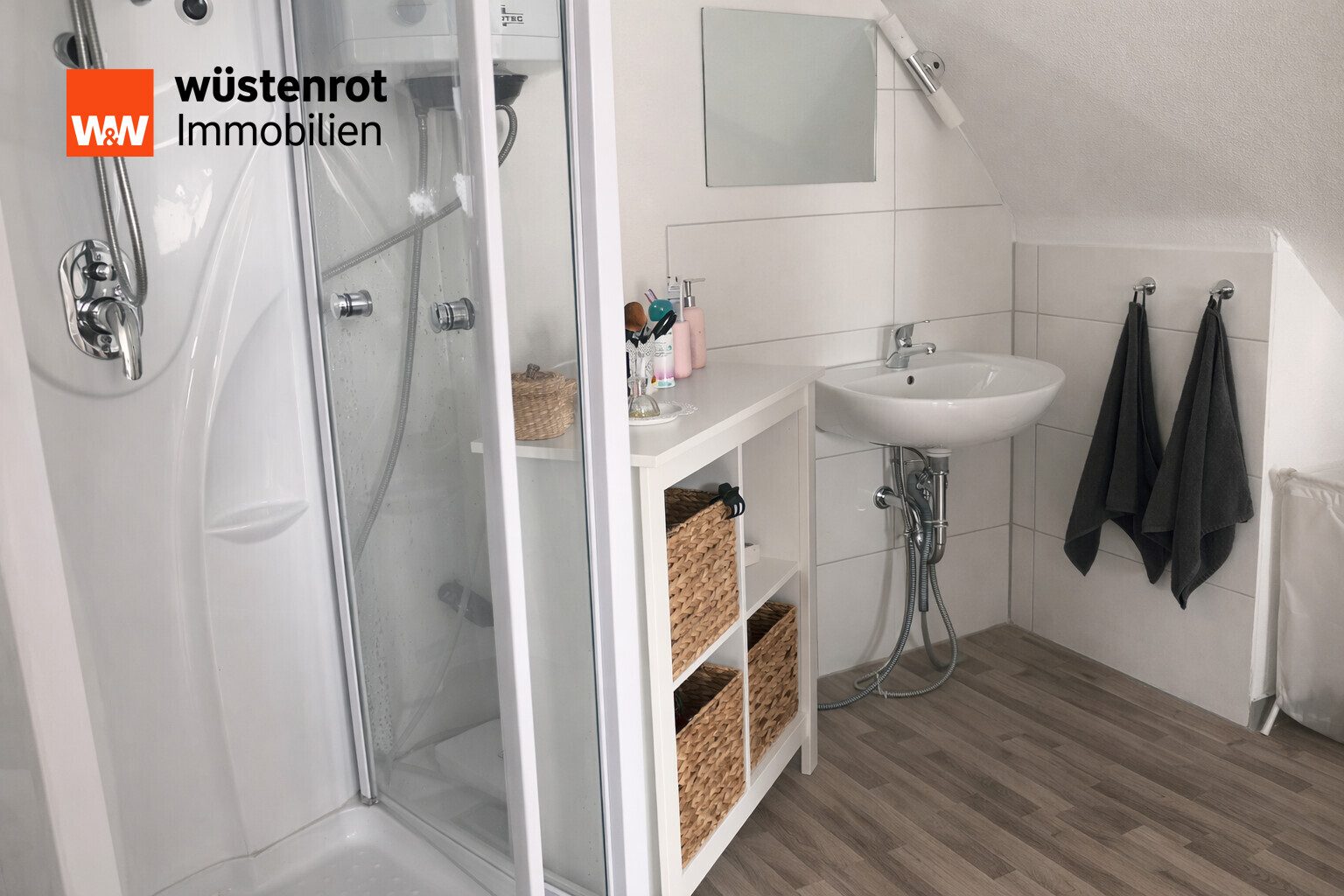 Immobilienangebot - Ludwigsburg - Alle - Dachstudio Wohnung - zentrale und gefragte Wohnlage in Ludwigsburg