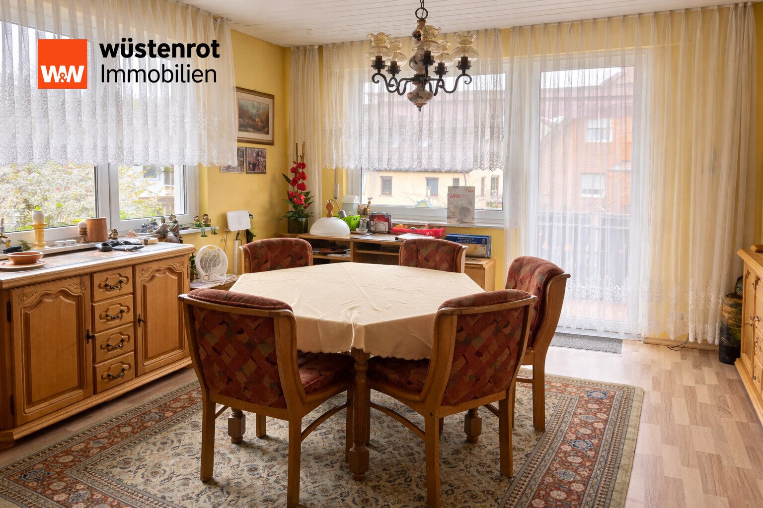 Immobilienangebot - Neckarhausen-Nürtingen - Alle - Zweifamilienhaus mit Raum für Ihre persönlichen Wohnideen