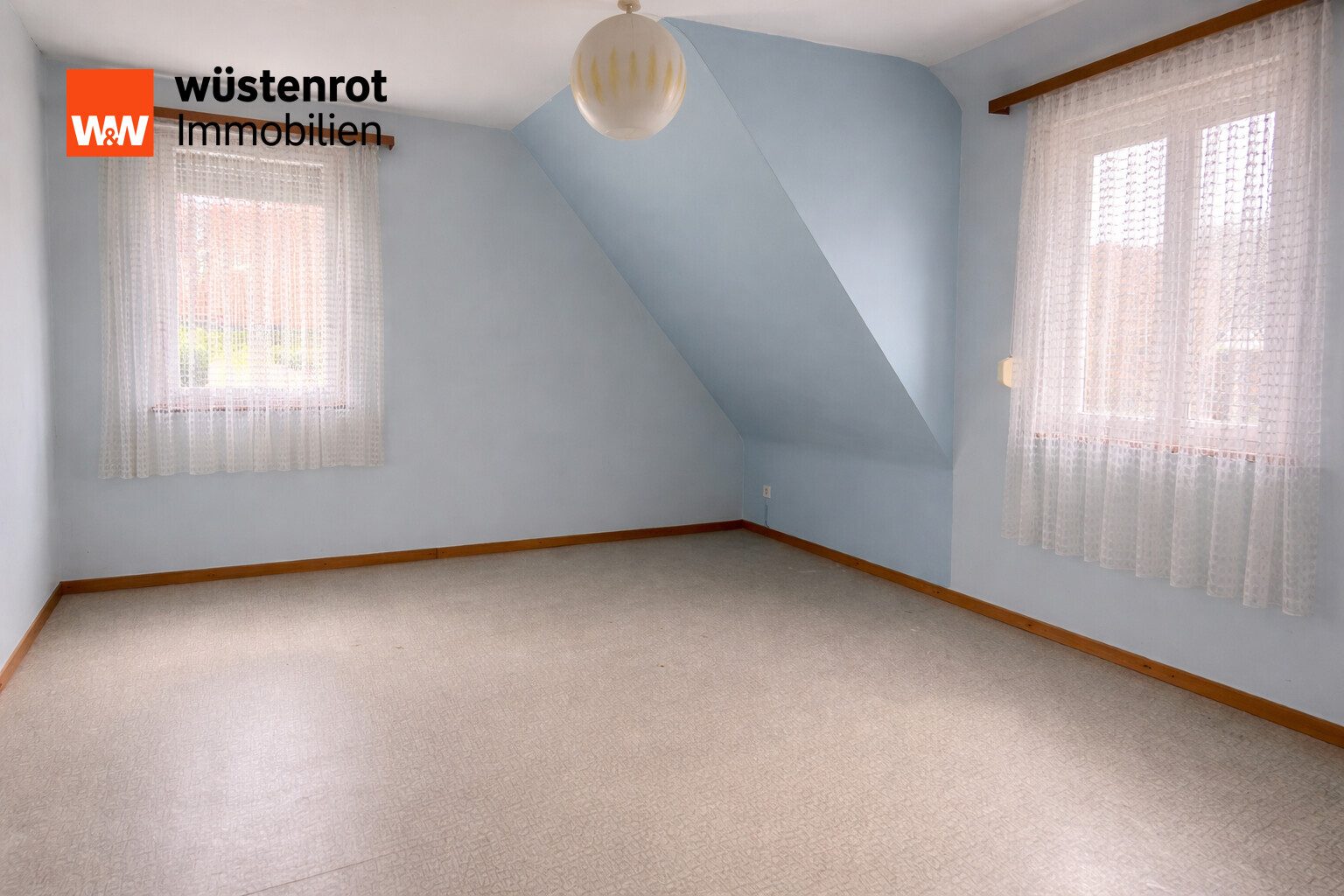 Immobilienangebot - Neckarhausen-Nürtingen - Alle - Zweifamilienhaus mit Raum für Ihre persönlichen Wohnideen