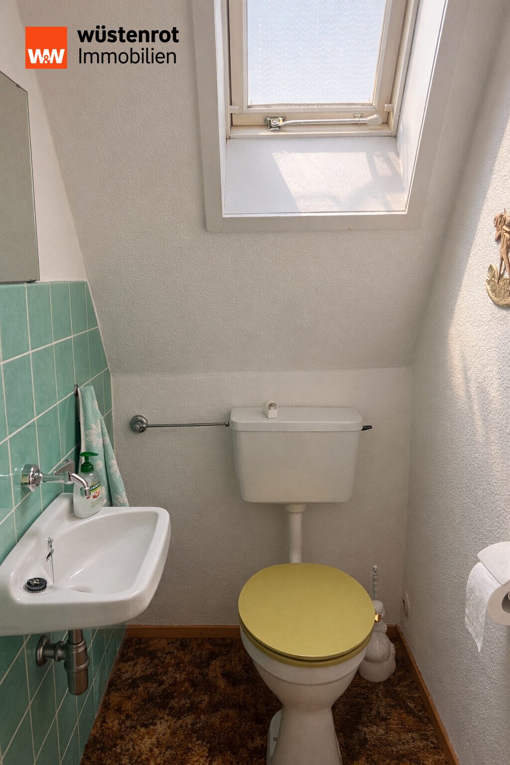 Immobilienangebot - Neckarhausen-Nürtingen - Alle - Zweifamilienhaus mit Raum für Ihre persönlichen Wohnideen