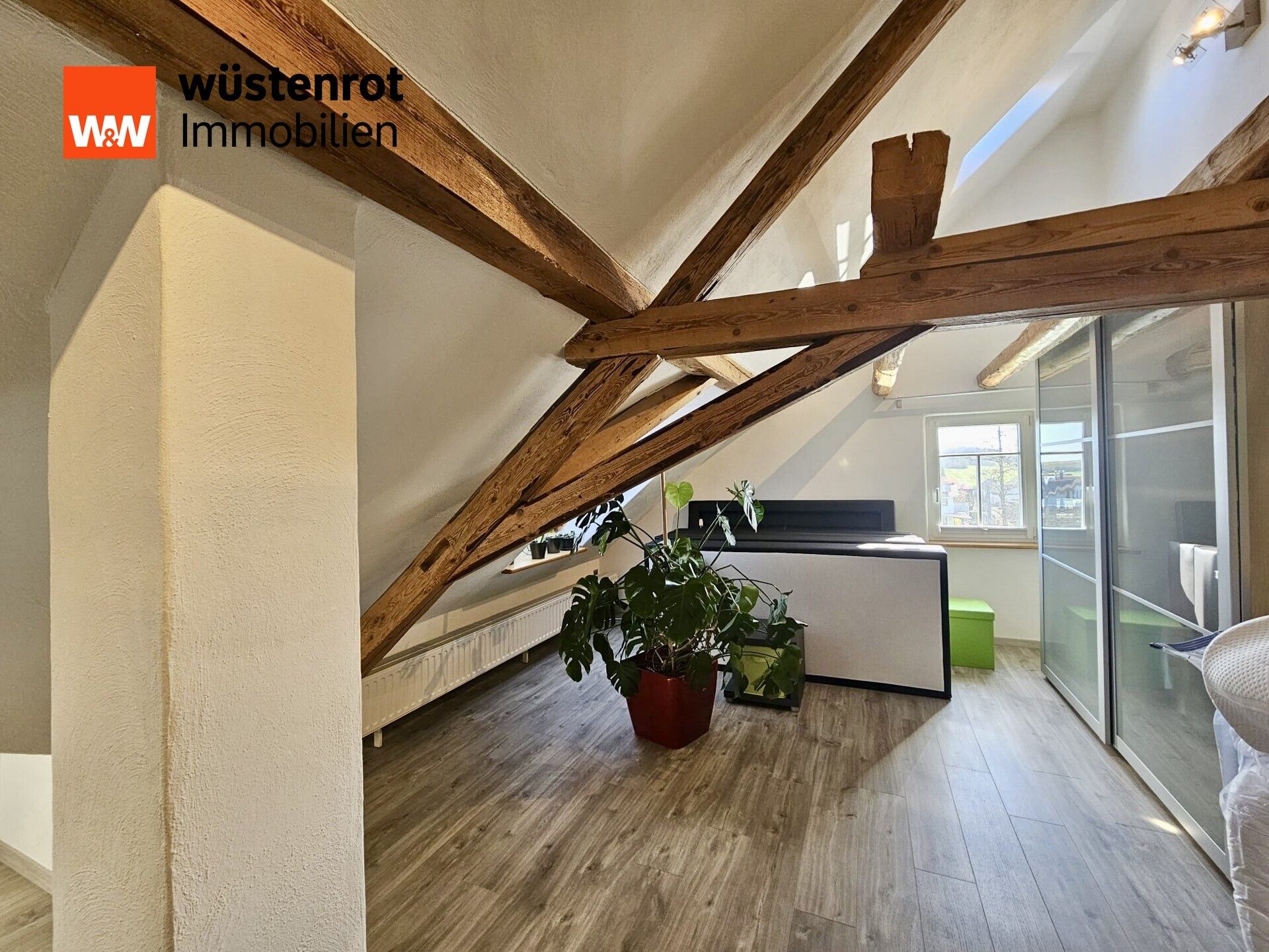 Immobilienangebot - Dunningen / Seedorf - Alle - Tradition neu definiert: Exklusives Fachwerkanwesen mit modernem Wohnkomfort & Traumgarten