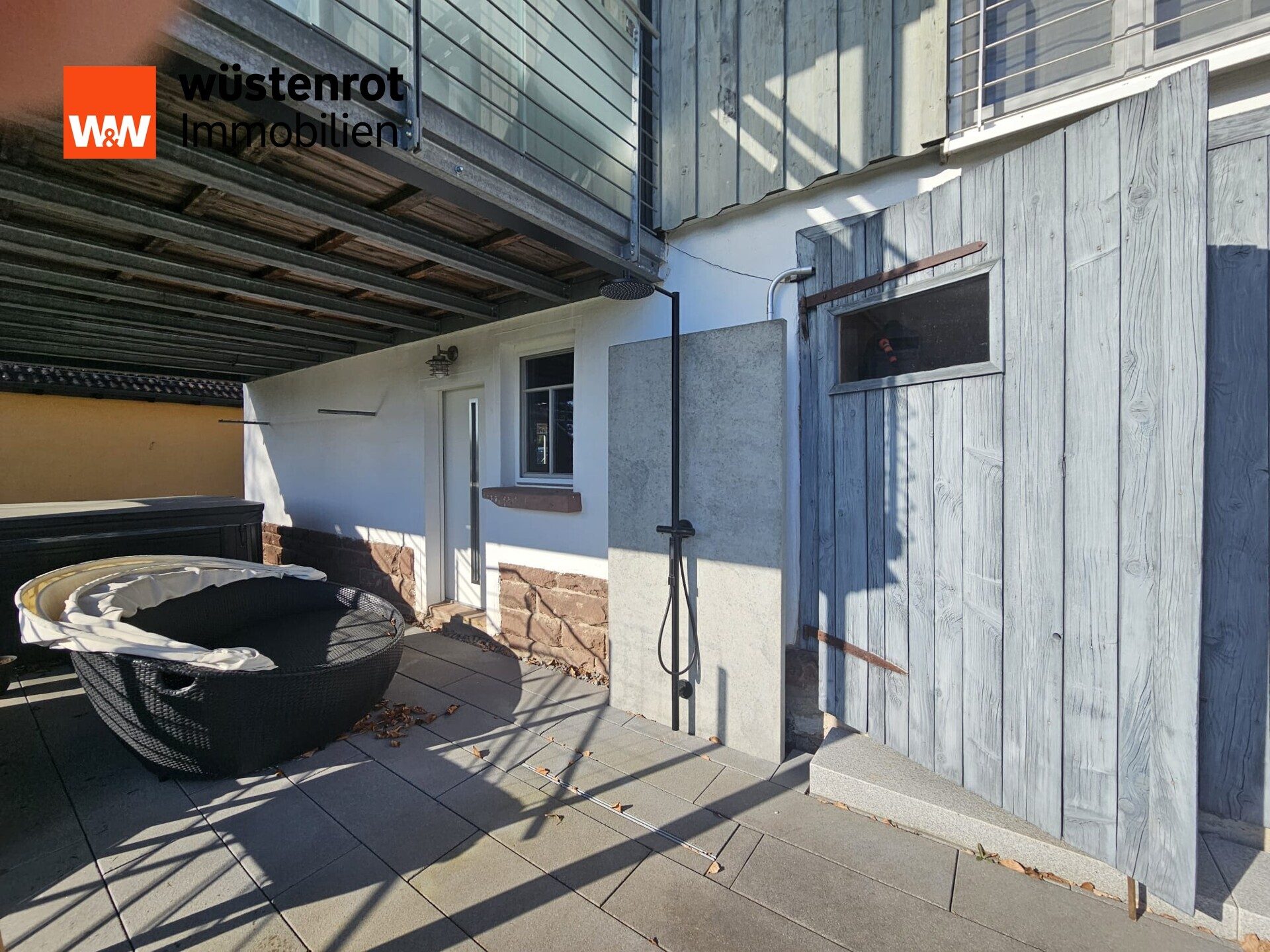 Immobilienangebot - Dunningen / Seedorf - Alle - Tradition neu definiert: Exklusives Fachwerkanwesen mit modernem Wohnkomfort & Traumgarten