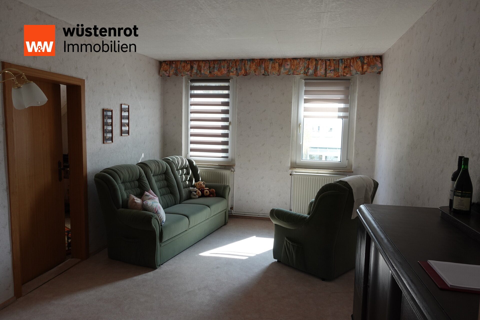 Immobilienangebot - Lugau/Erzgebirge - Alle - Sanierungsbedürftiges Einfamilienhaus mit großem Nebengebäude und Potenzial