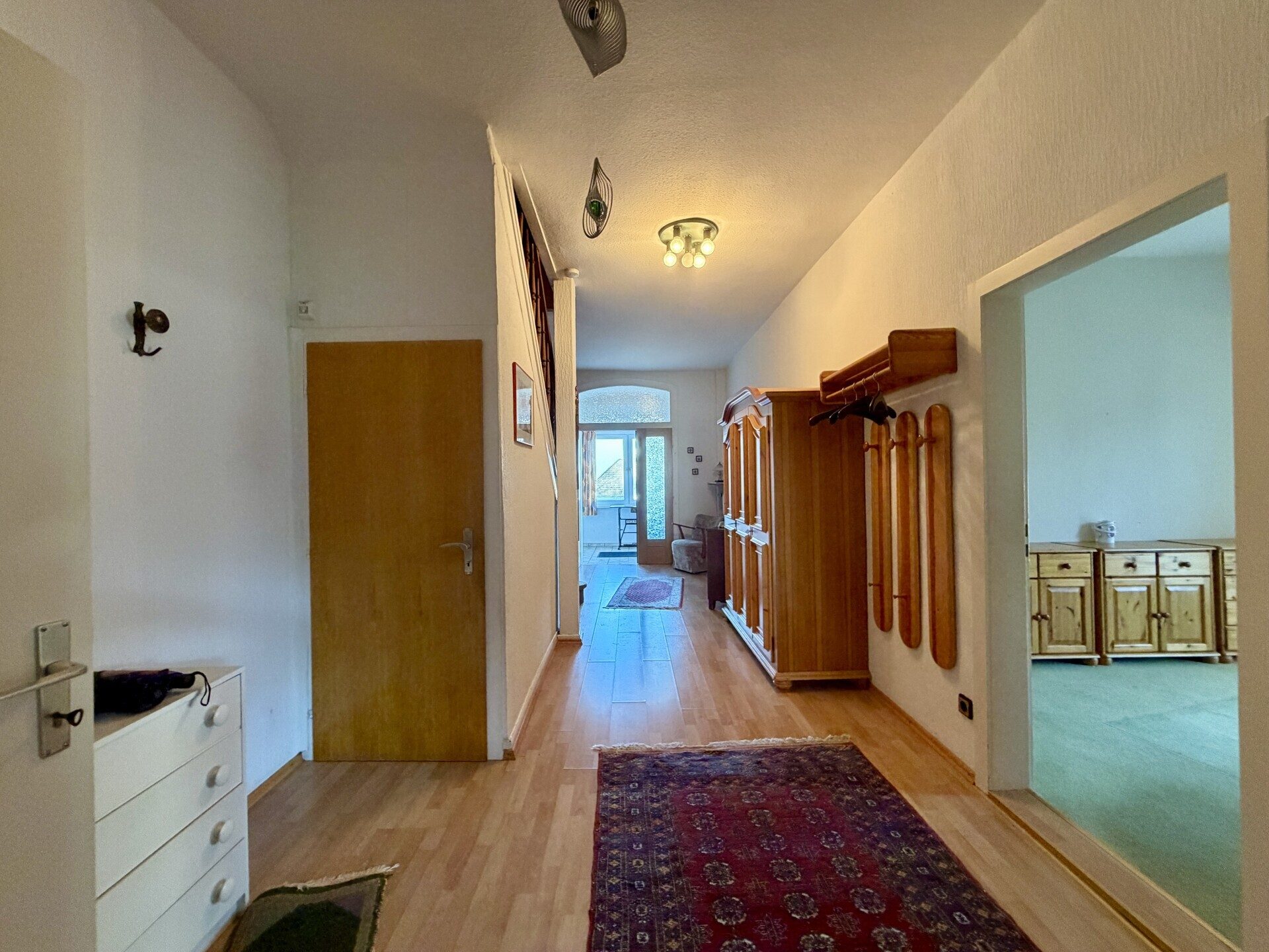 Immobilienangebot - Barsinghausen - Alle - großzügiges Einfamilienhaus mit viel Platz für die ganze Familie