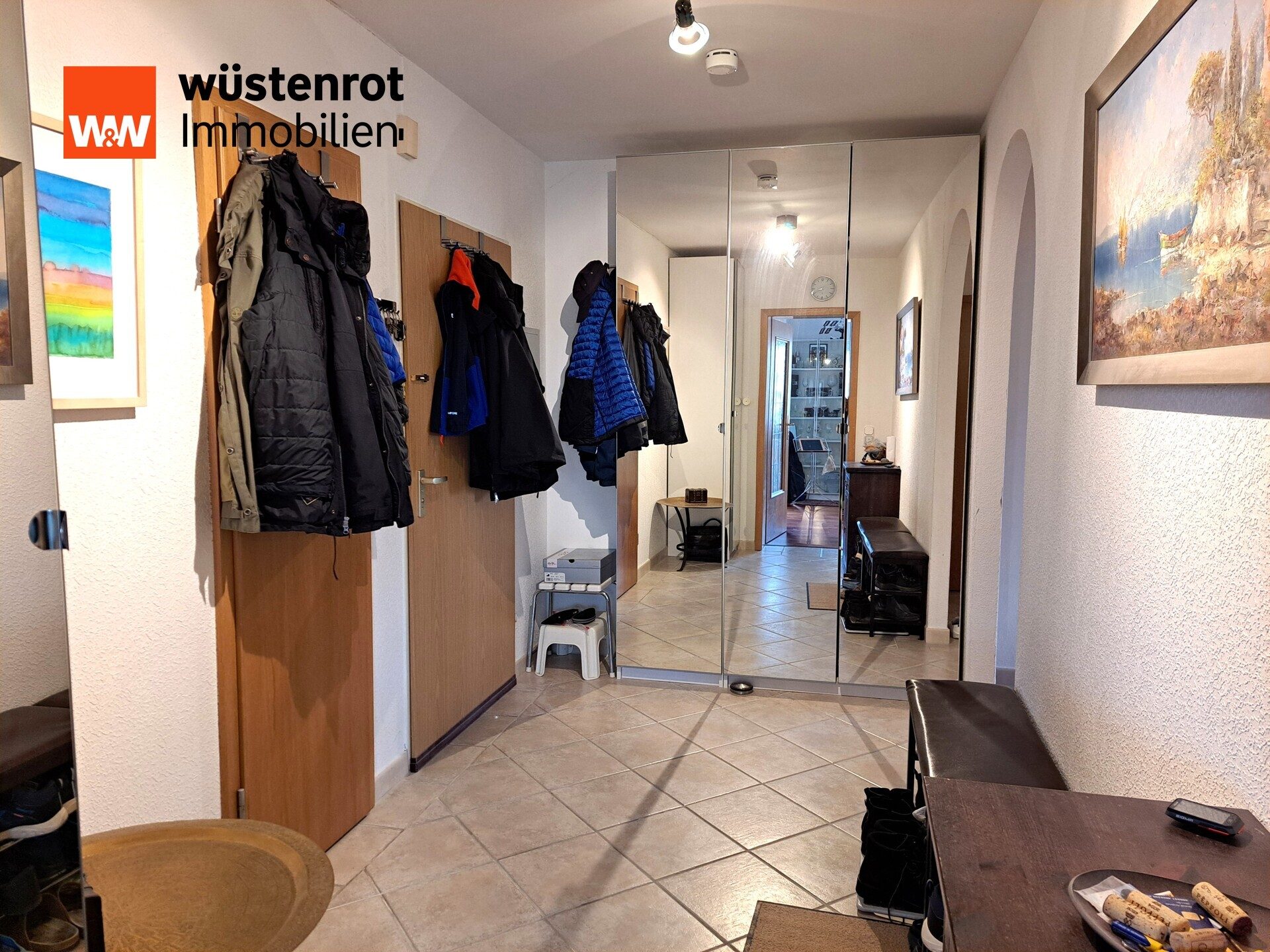 Immobilienangebot - München - Alle - Großzügige 3-Zi.-Whg. im 1. OG mit über 40 m² umlaufendem Balkon
