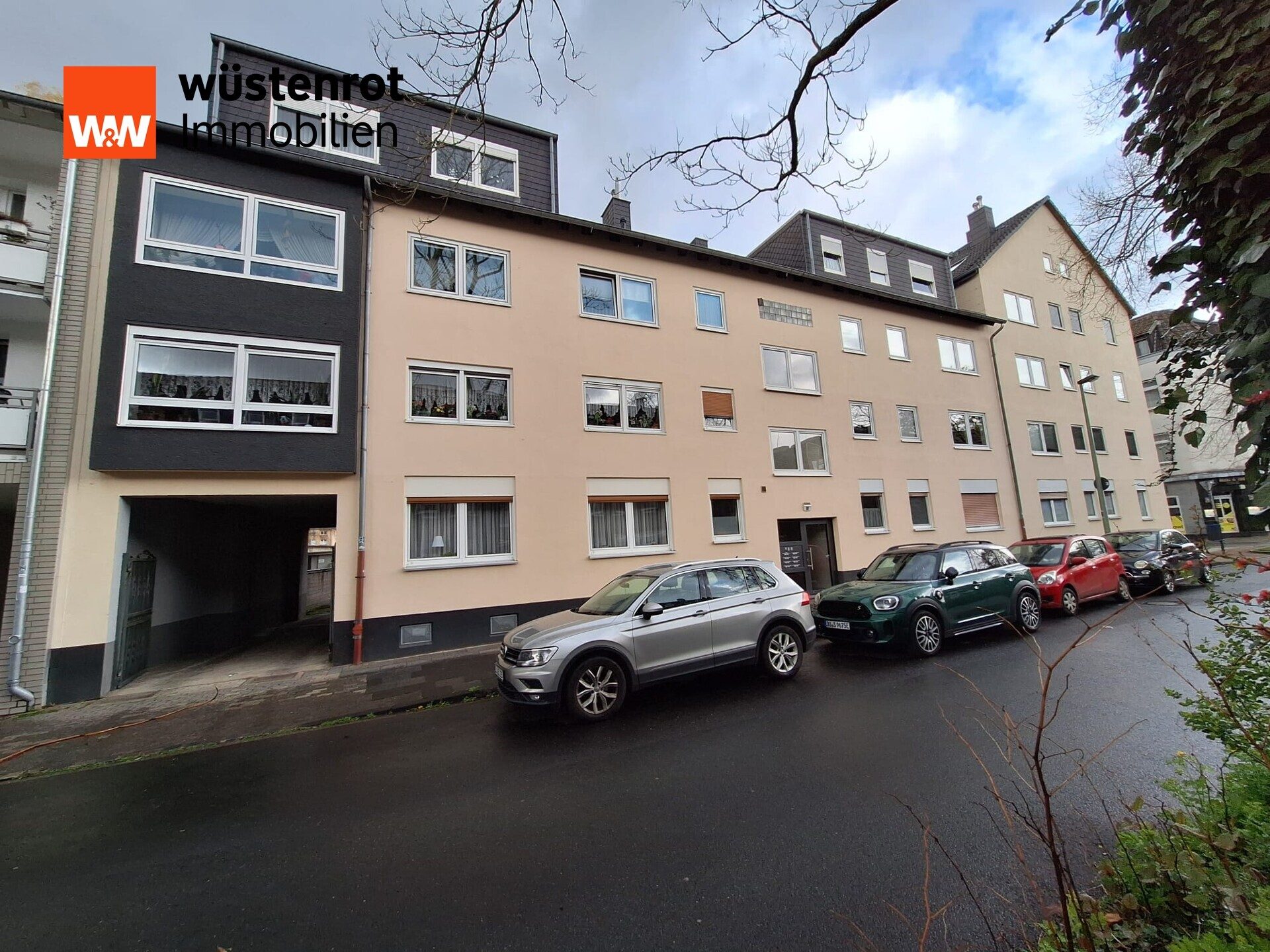Immobilienangebot - Duisburg - Alle - Gut geschnittene 3,5 Zimmer Wohnung in Duisburg-Neudorf! Inklusive Garage, Gemeinschaftsgarten und Balkon!