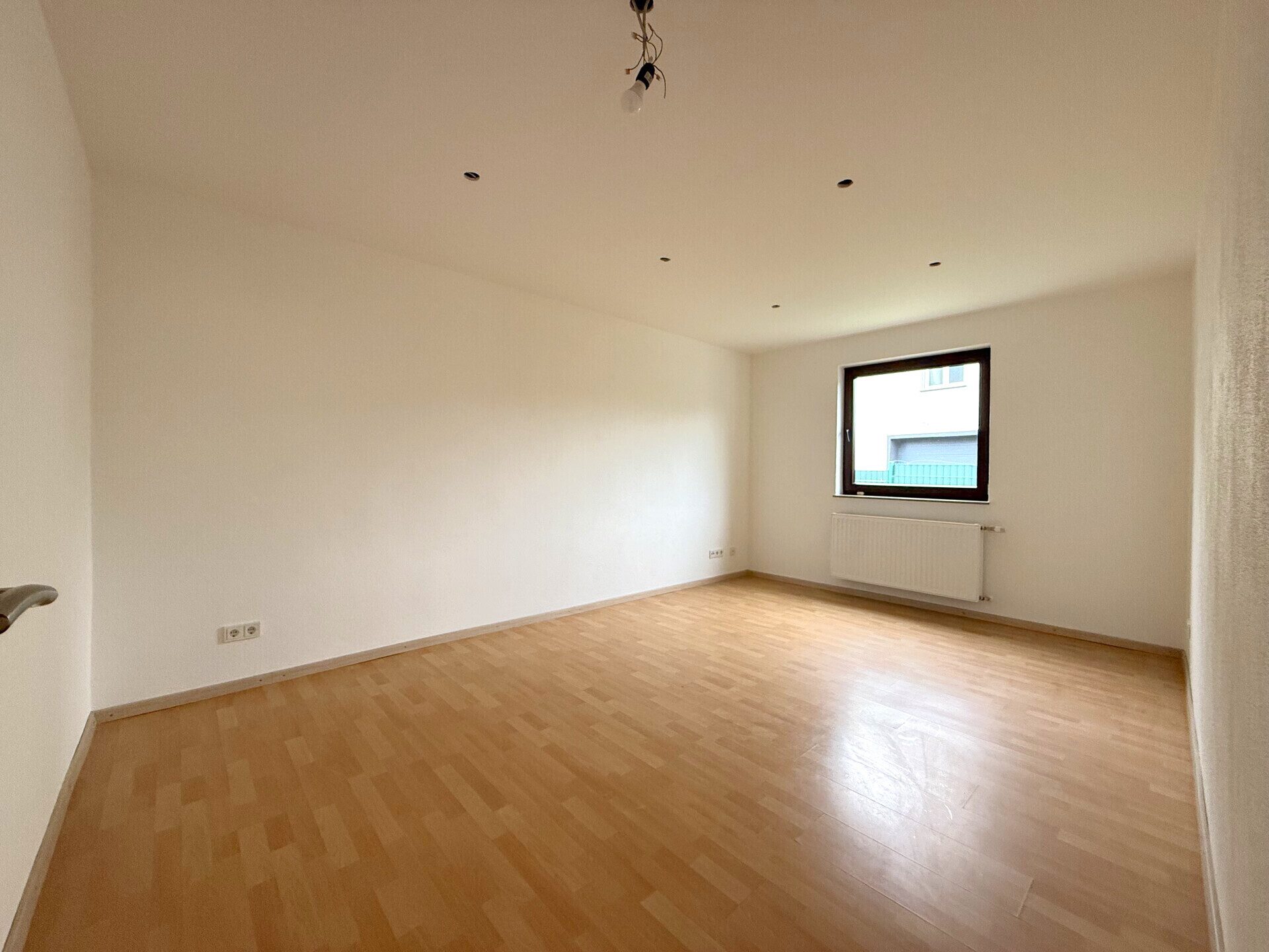Immobilienangebot - Trittenheim - Alle - Geräumiges, modernisiertes Einfamilienhaus mit Garten zur Miete in Trittenheim!