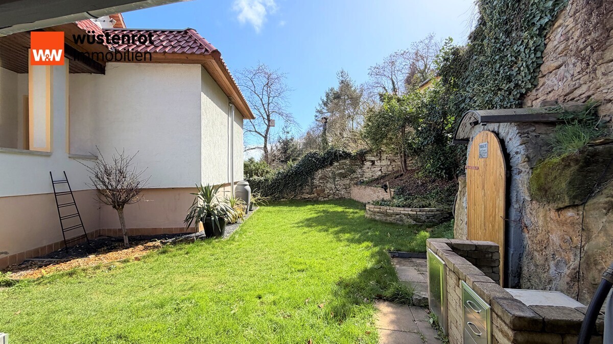 Immobilienangebot - Heimburg - Alle - Modernes, saniertes Wohnjuwel mit Panorama-Dachterrasse, Grill-Kamin und eigenem Felsenkeller!