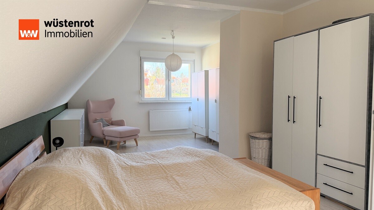 Immobilienangebot - Heimburg - Alle - Modernes, saniertes Wohnjuwel mit Panorama-Dachterrasse, Grill-Kamin und eigenem Felsenkeller!