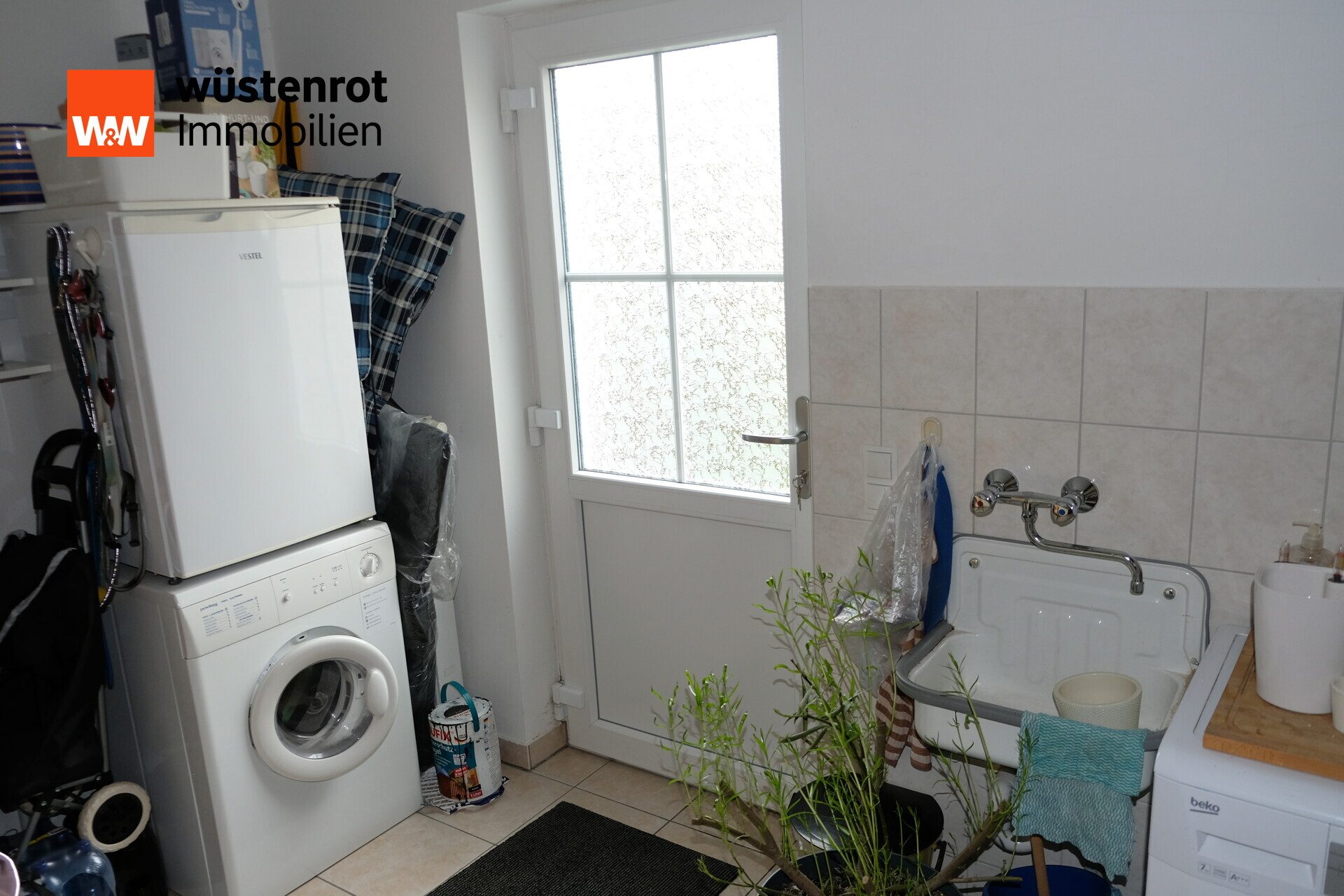 Immobilienangebot - Weißenborn/Erzgebirge - Alle - Sofort bezugsfertiges EFH mit 2 Garagen & Traumgarten in ruhiger Lage Weißenborn/Erzgeb.