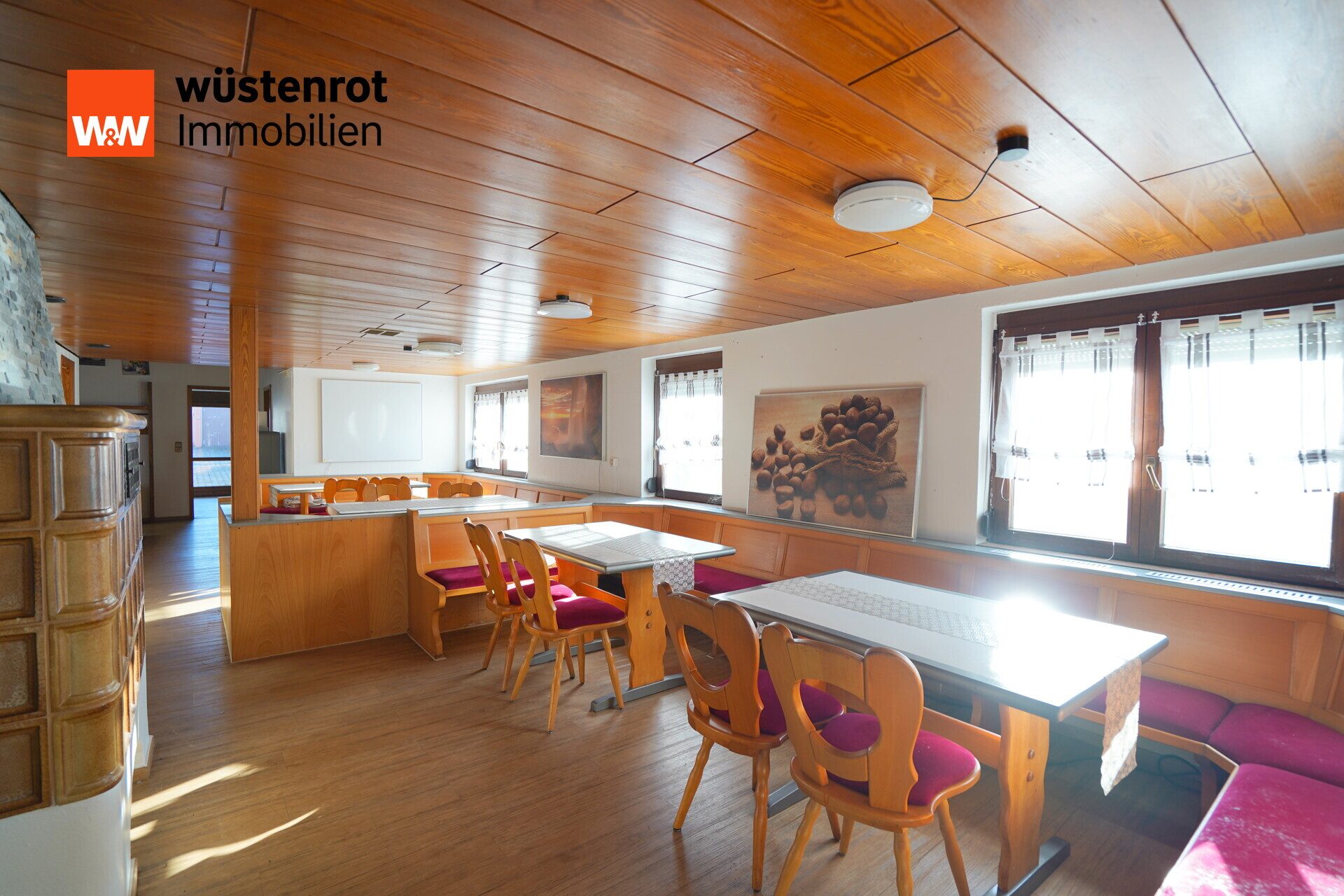 Immobilienangebot - Uttenweiler / Ahlen - Alle - Gaststätte mit Pächterwohnung– verkehrsgünstige Lage an der B312!