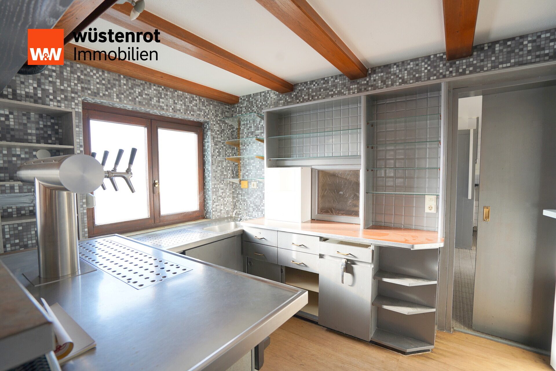 Immobilienangebot - Uttenweiler / Ahlen - Alle - Gaststätte mit Pächterwohnung– verkehrsgünstige Lage an der B312!