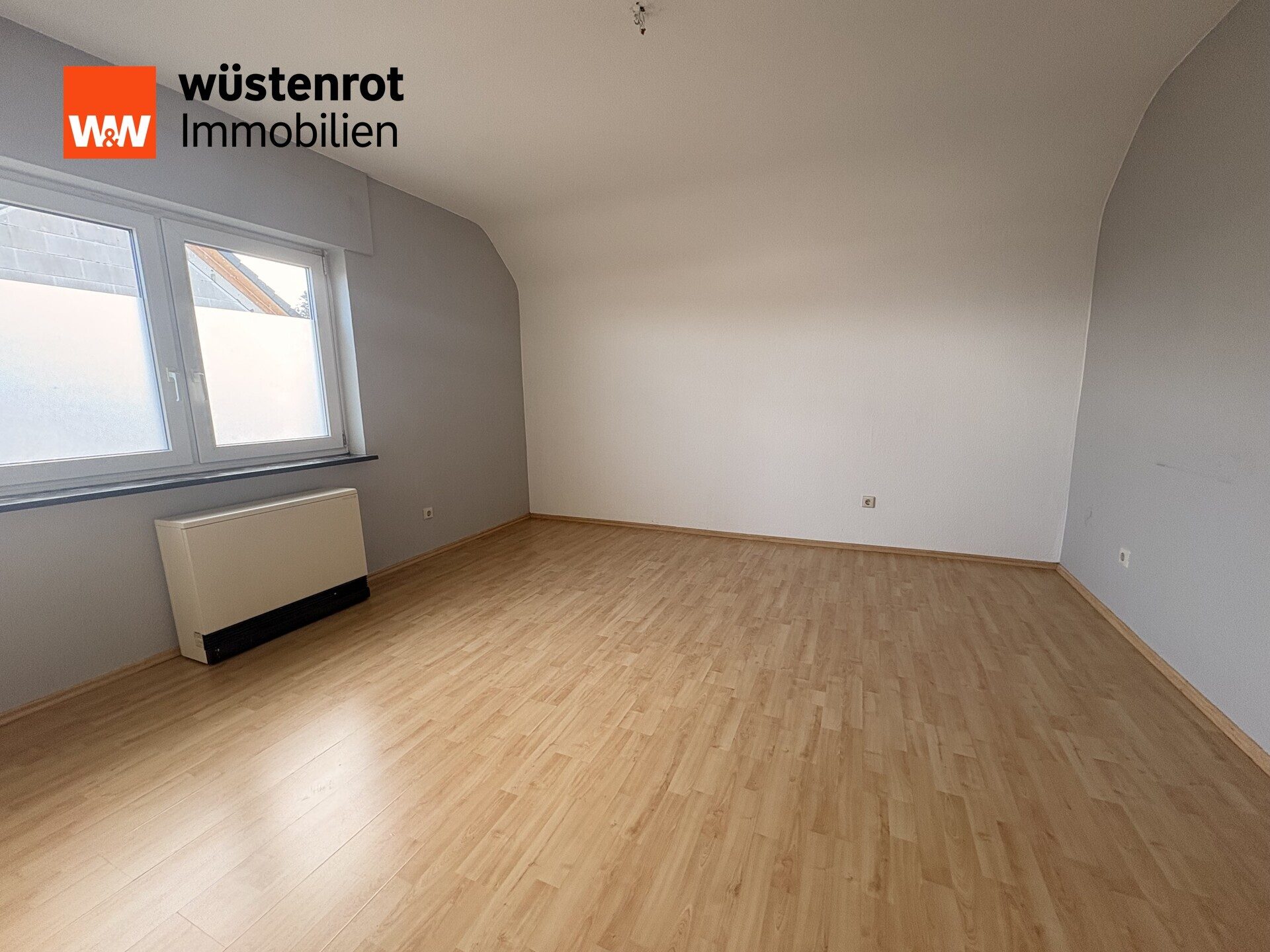 Immobilienangebot - Neuenbürg / Dennach - Alle - Zweifamilienhaus in Neuenbürg Dennach für Mehrgenerationen!