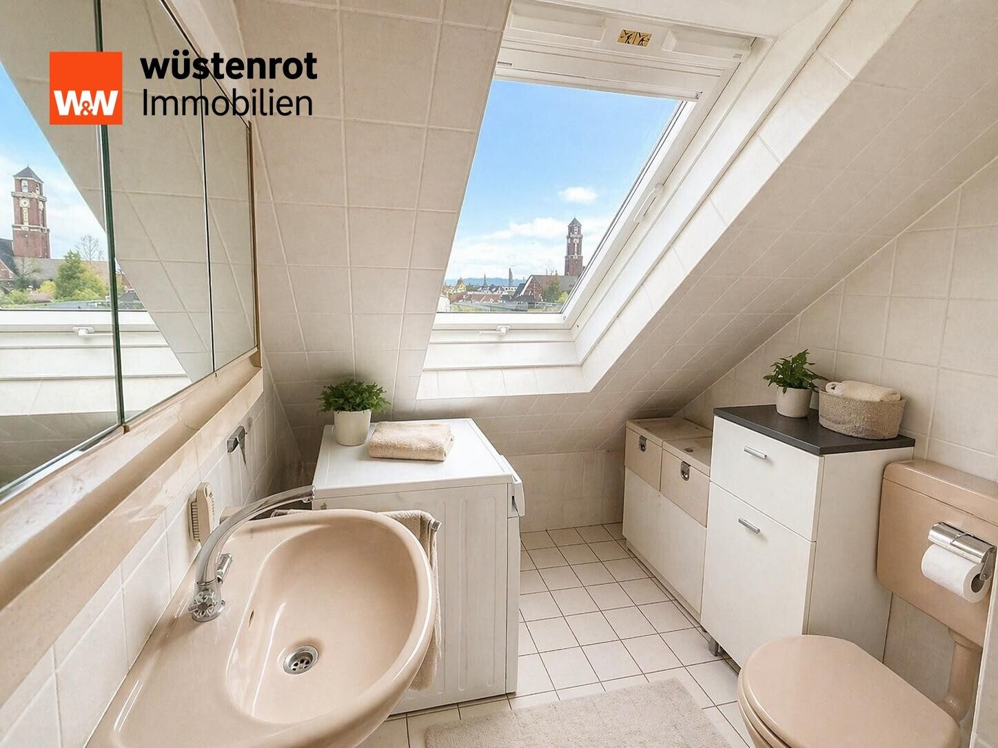 Immobilienangebot - Bottrop - Alle - „Zwei Ebenen, ein Zuhause – Maisonette mit Kamin, Balkon und Garage im Herzen von Bottrop“