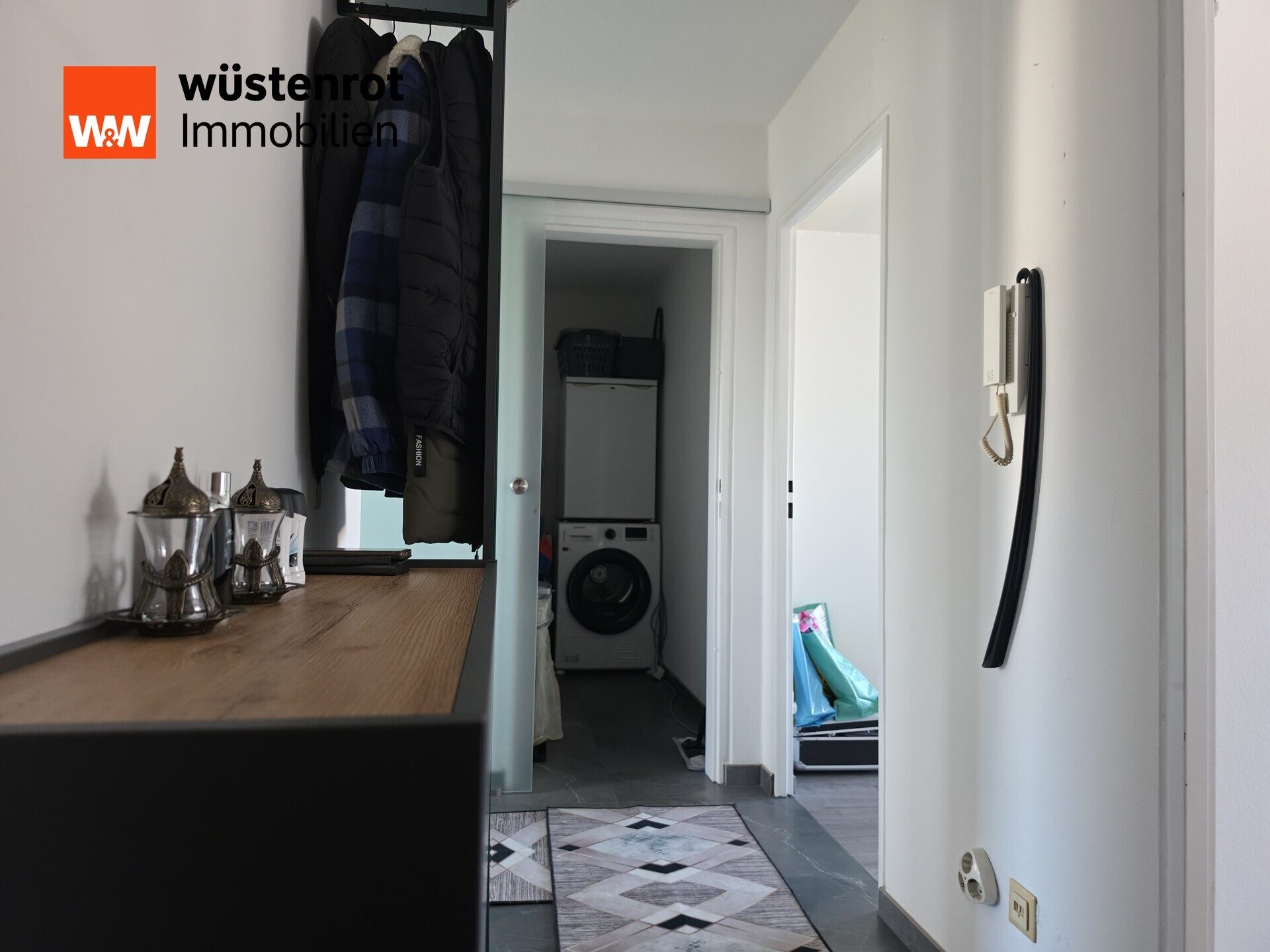 Immobilienangebot - Mössingen - Alle - Moderne 2-Zimmer-Wohnung mit Balkon, Garage & 
Keller!