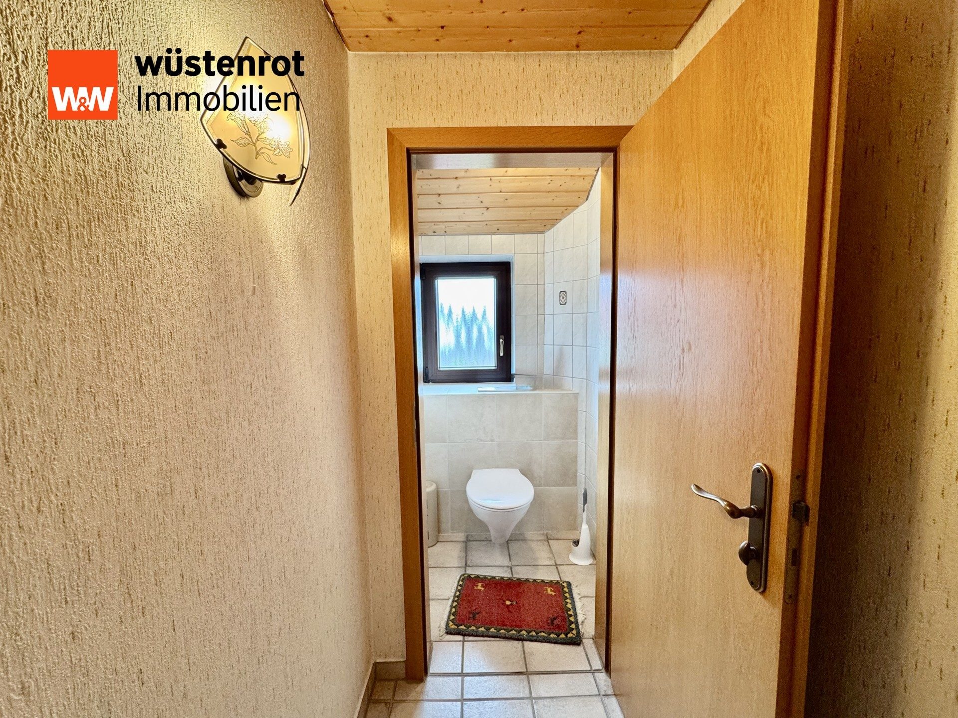 Immobilienangebot - Altshausen - Alle - Charmantes Einfamilienhaus, ruhige Lage von Altshausen, modernisiert, gemütlich, herrlichem Garten!